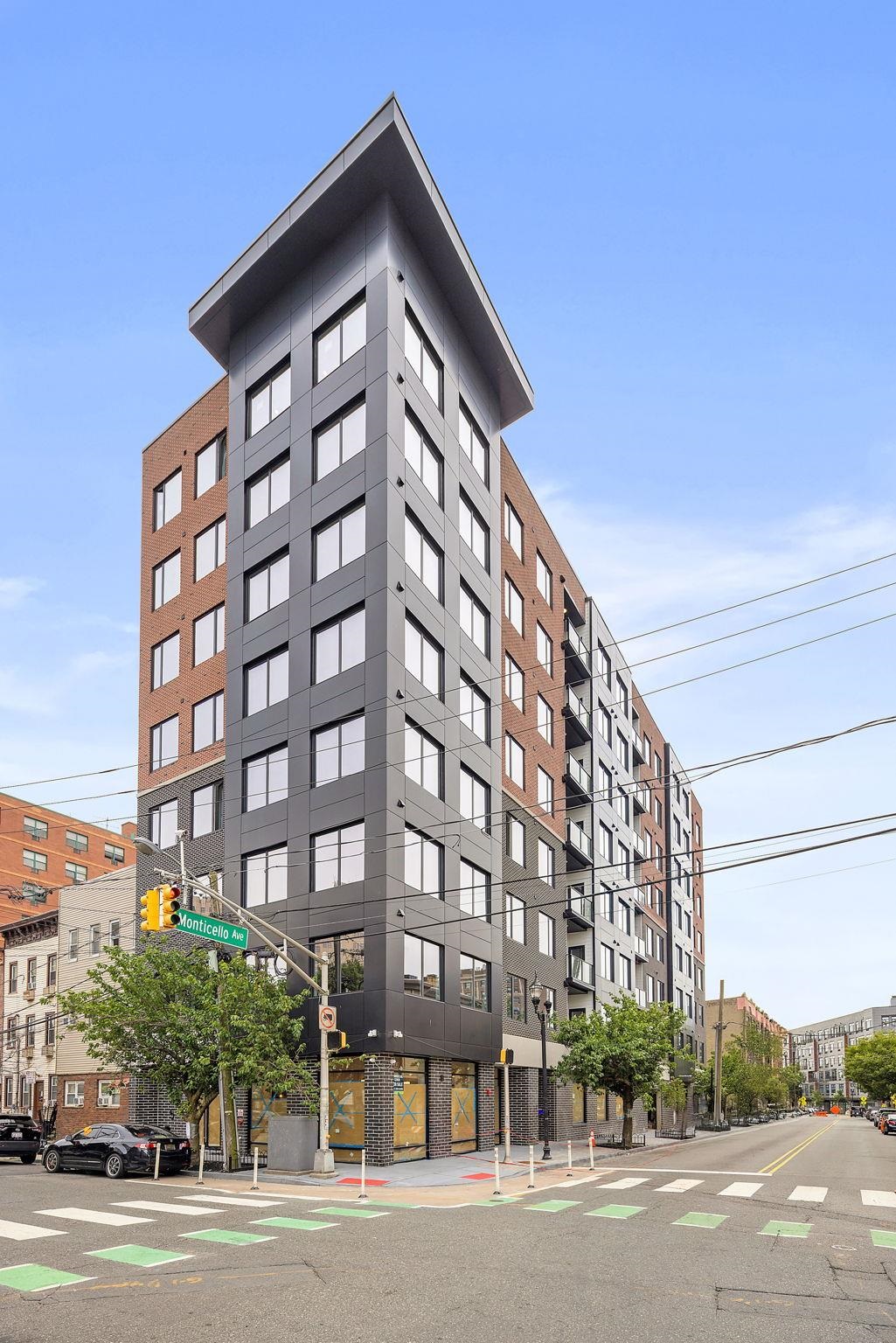 35 ORCHARD ST Unit: 303