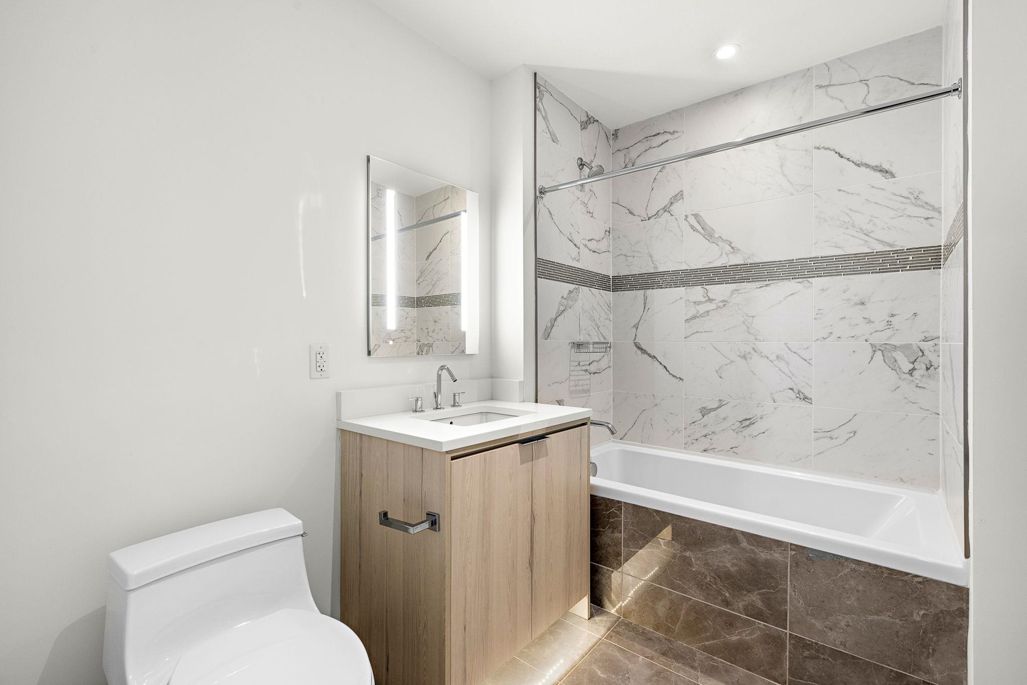 800 AVENUE AT PORT IMPERIAL Unit: 511
