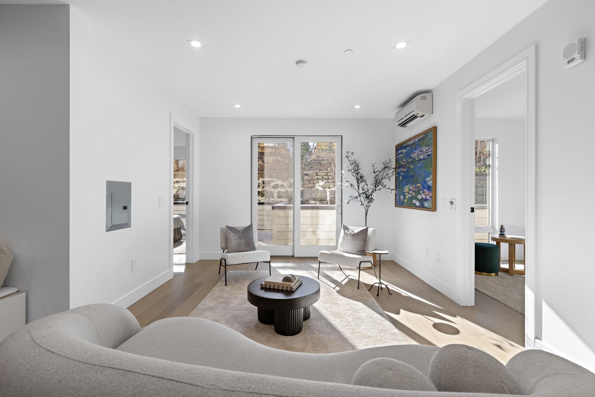 391 1ST ST Unit: 2-B