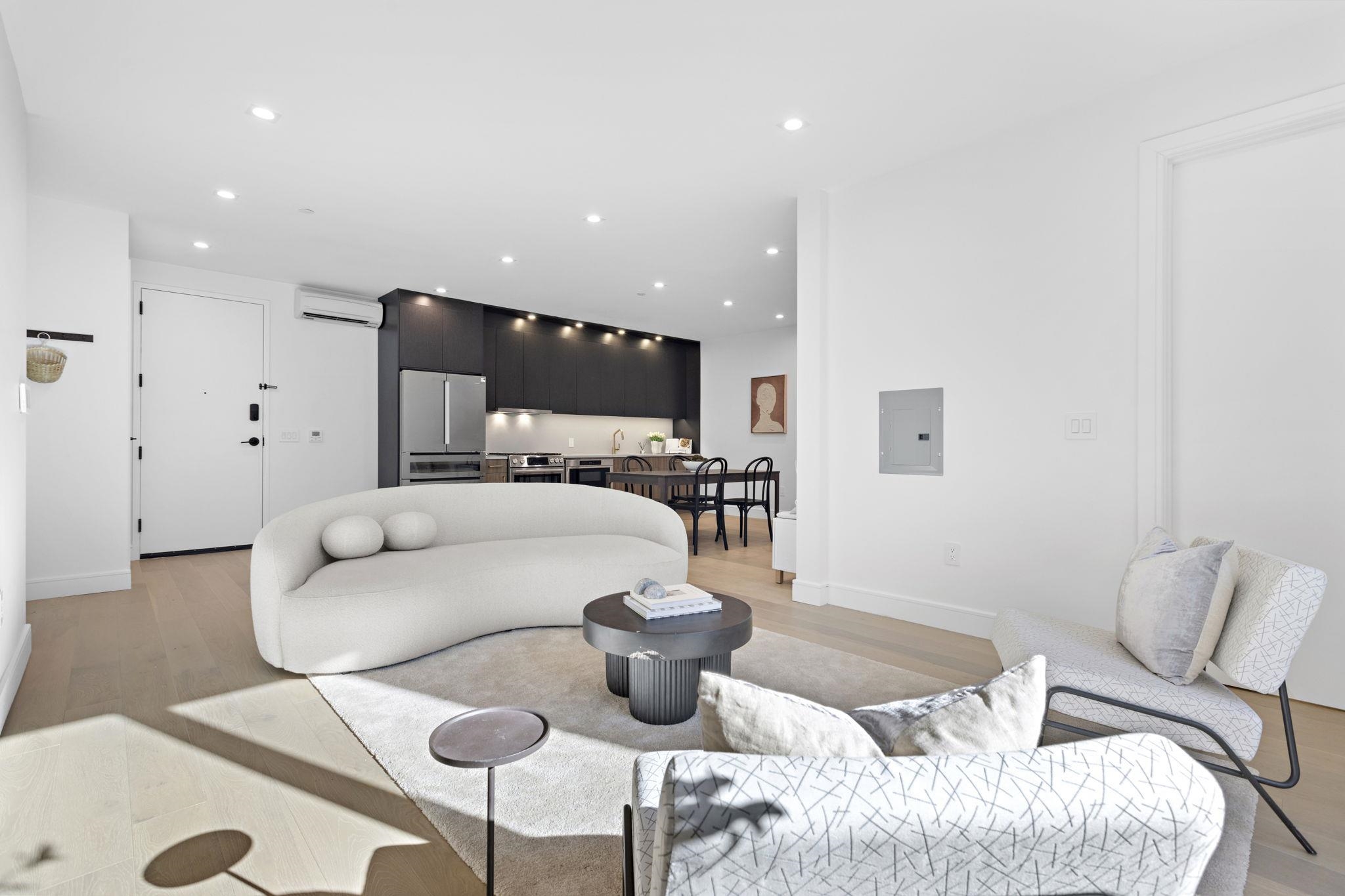 391 1ST ST Unit: 3-B