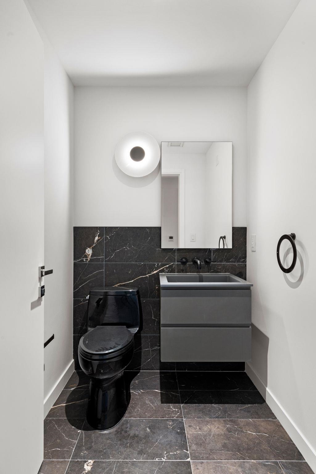 43 PROVOST ST Unit: 10O