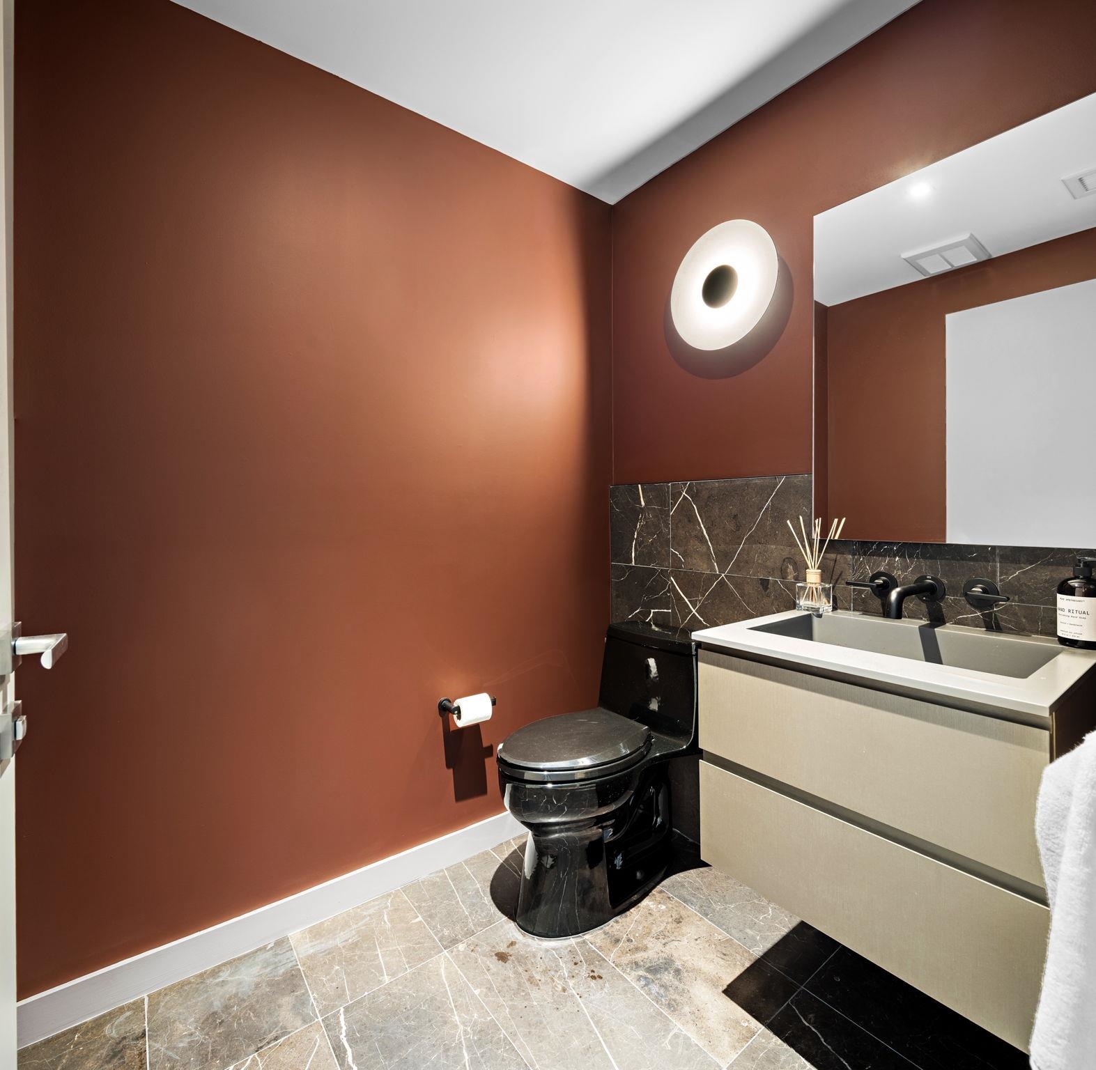 144 1ST ST Unit: 11S
