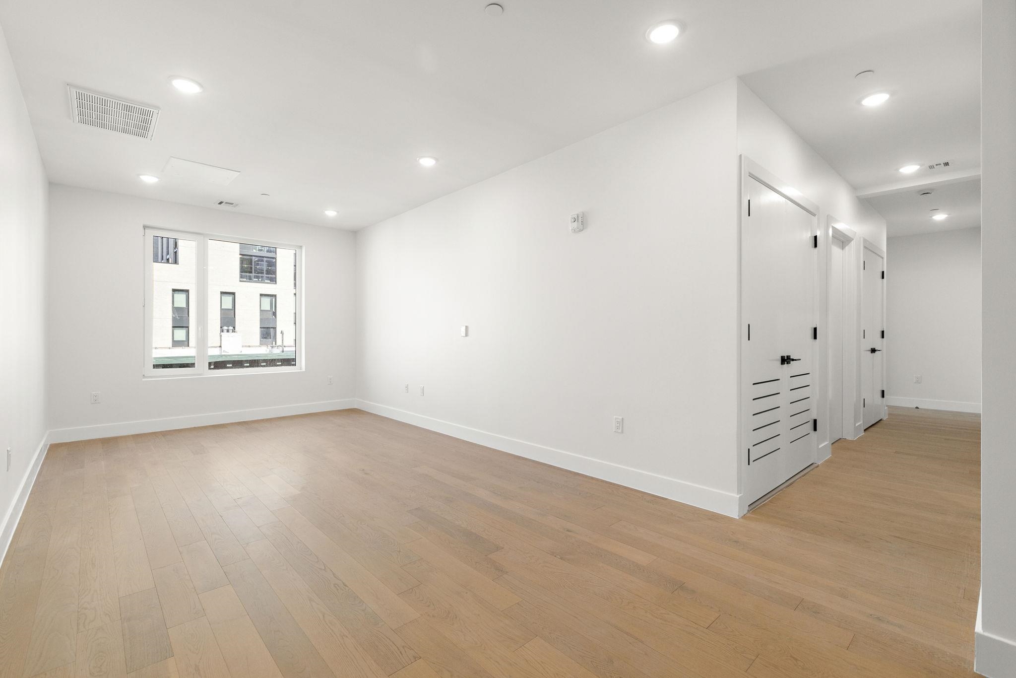 35 ORCHARD ST Unit: 505