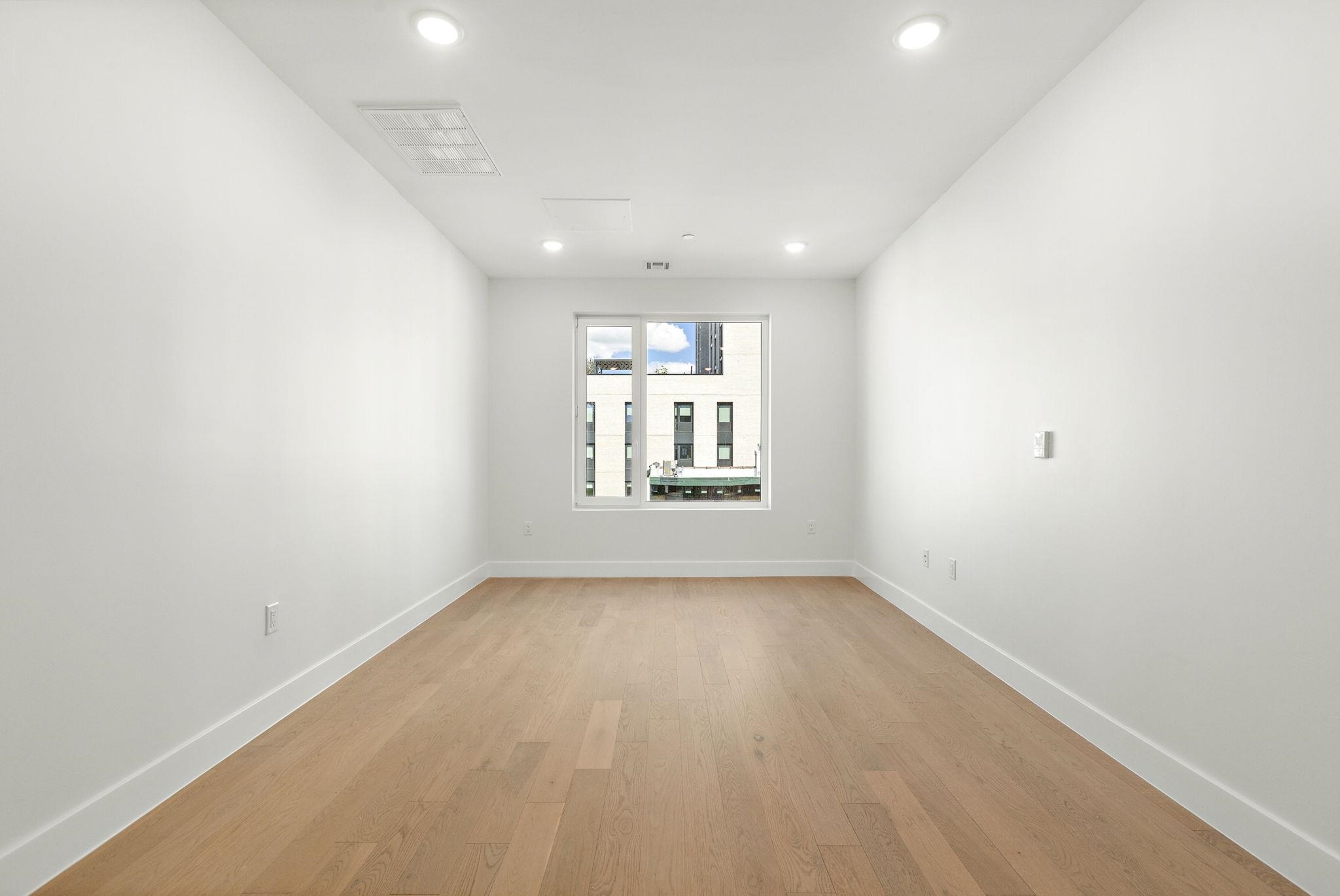 35 ORCHARD ST Unit: 605