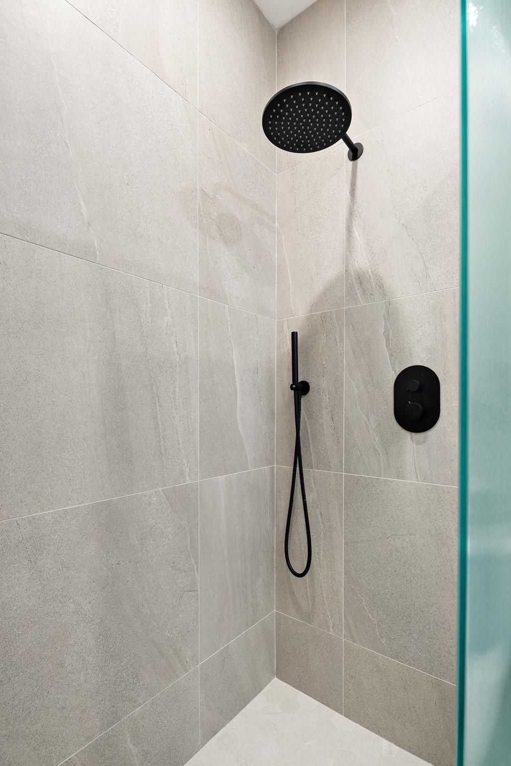 35 ORCHARD ST Unit: 604