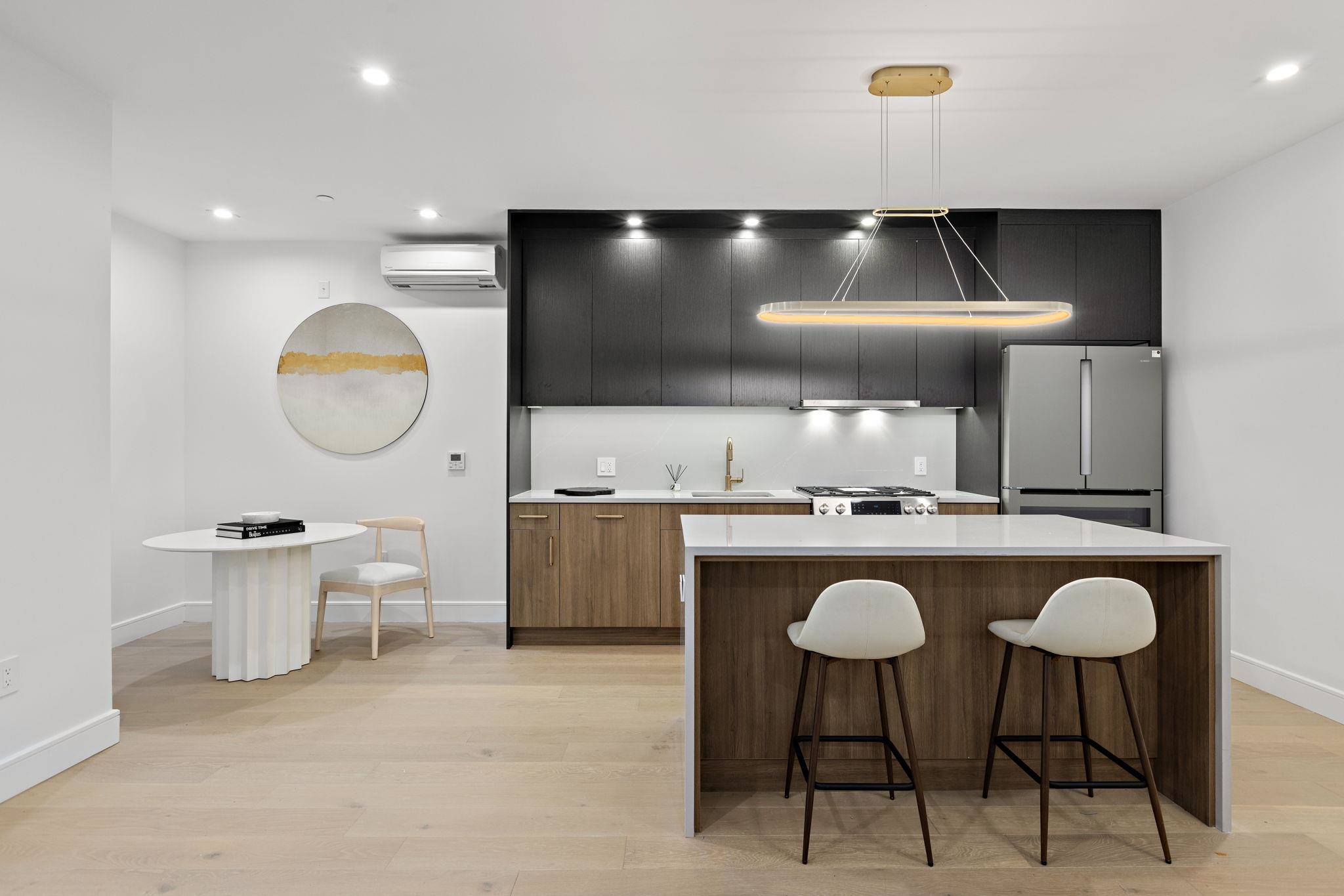 391 1ST ST Unit: 2-D