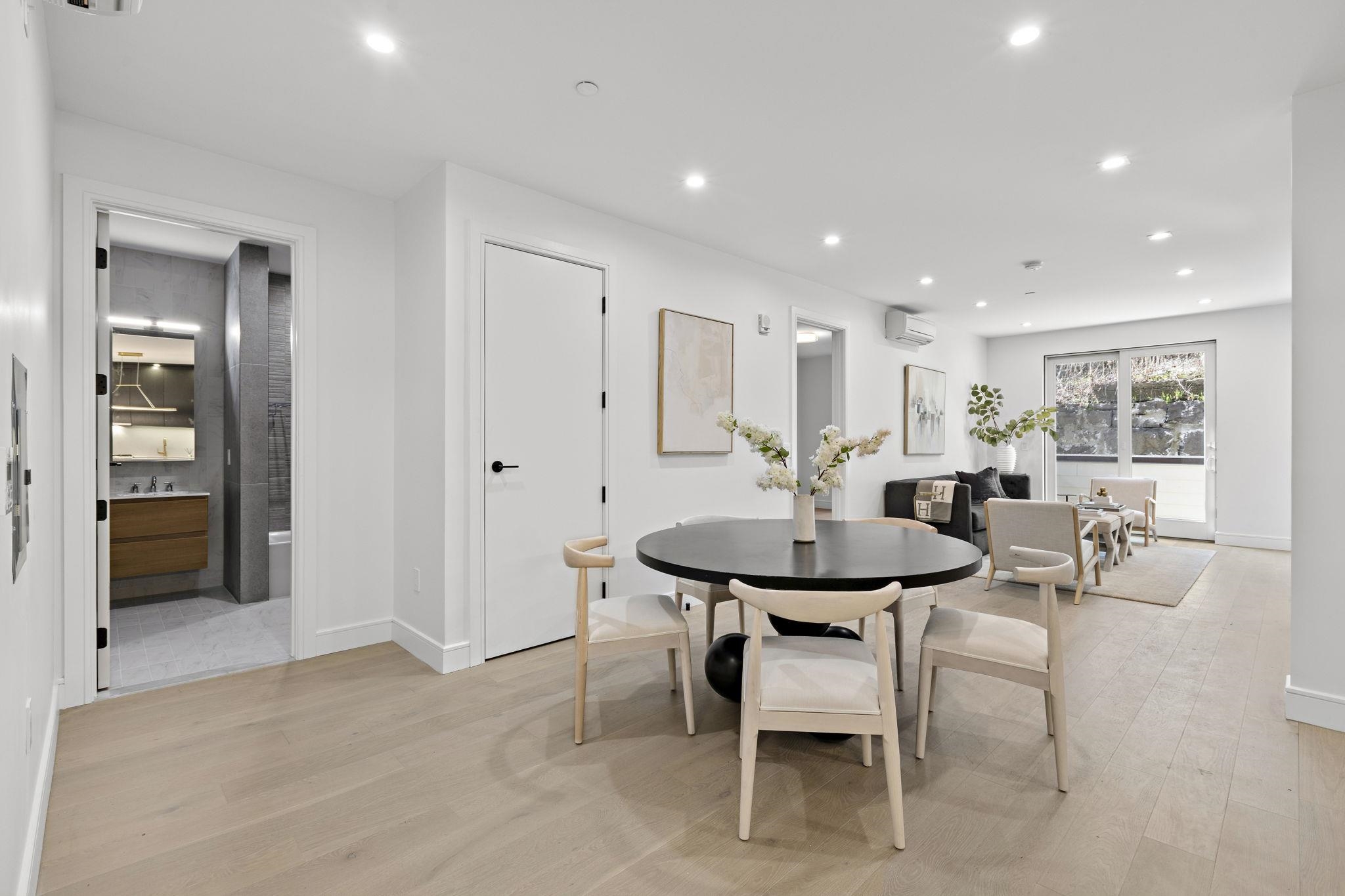 391 1ST ST Unit: 2-D