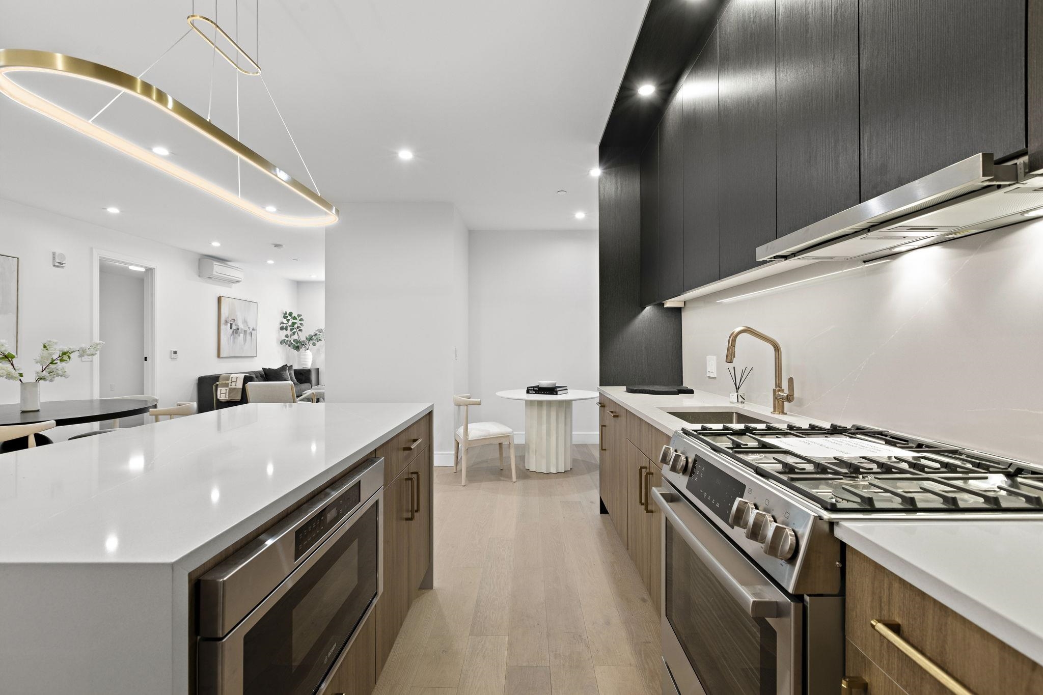 391 1ST ST Unit: 2-D