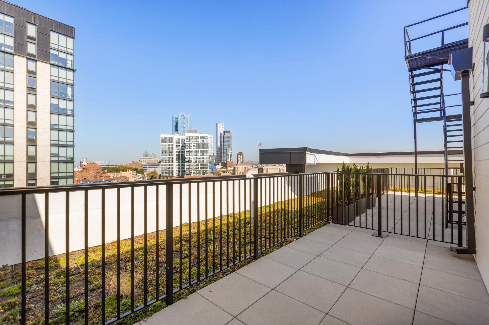 35 ORCHARD ST Unit: 802