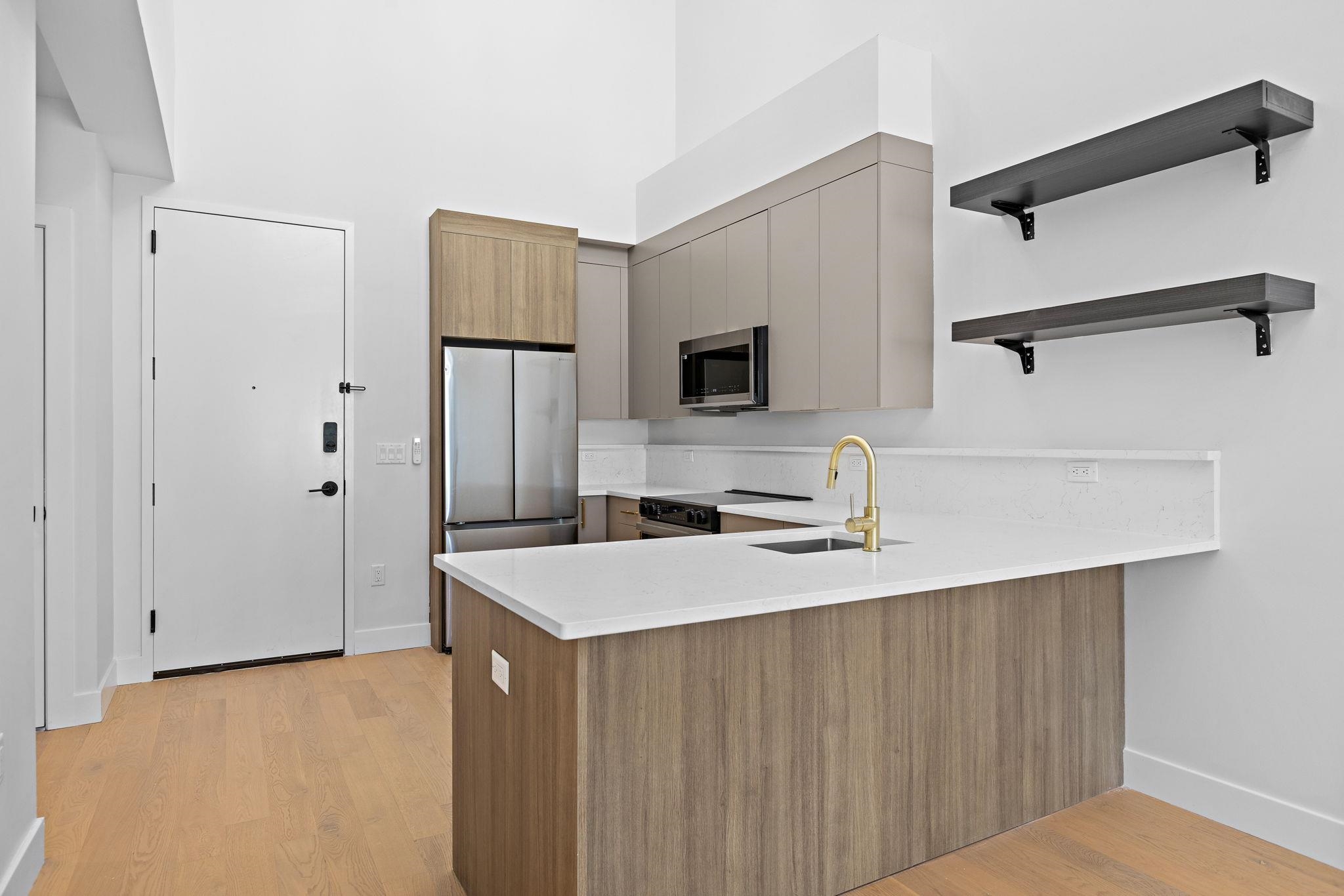 35 ORCHARD ST Unit: 802