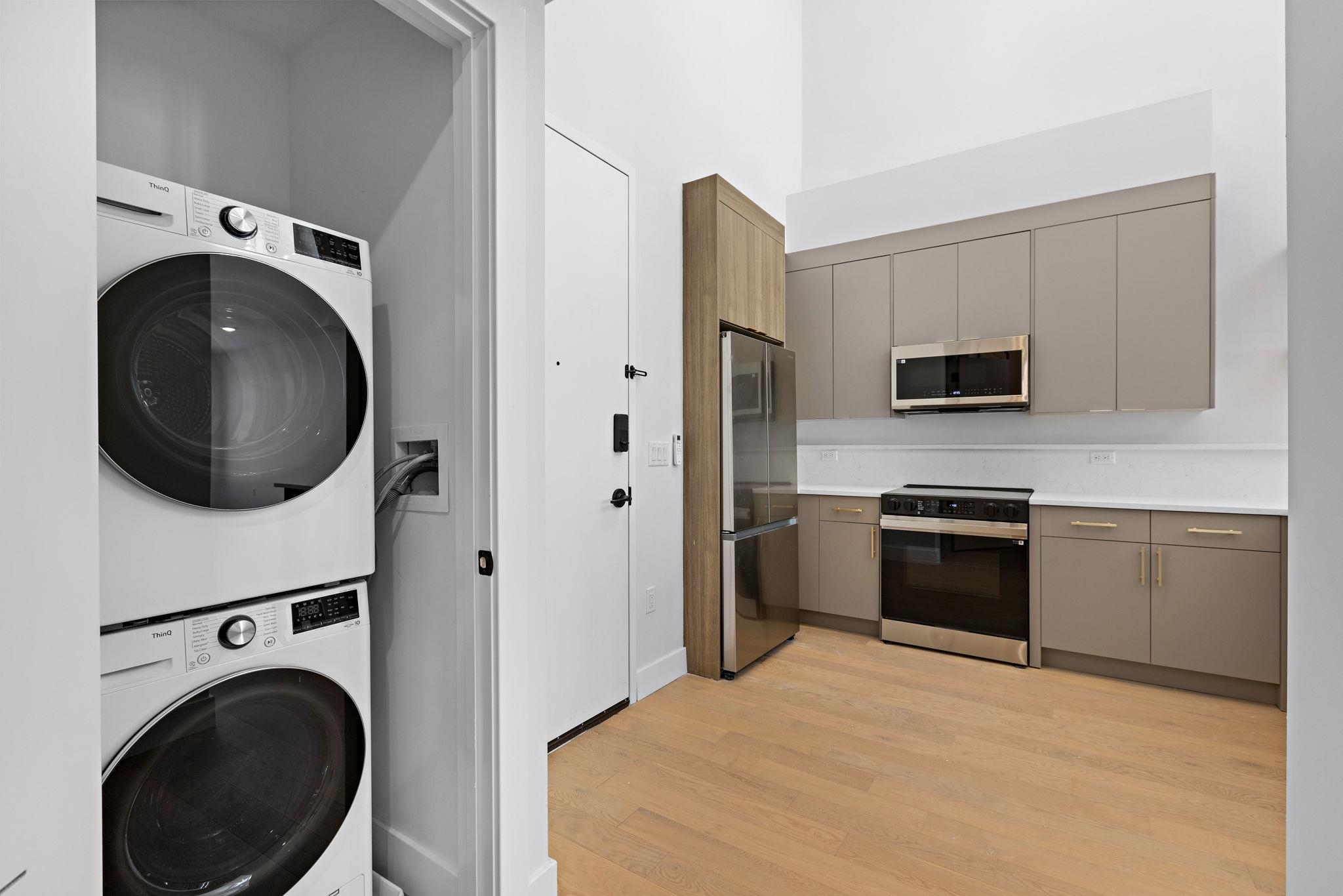 35 ORCHARD ST Unit: 802