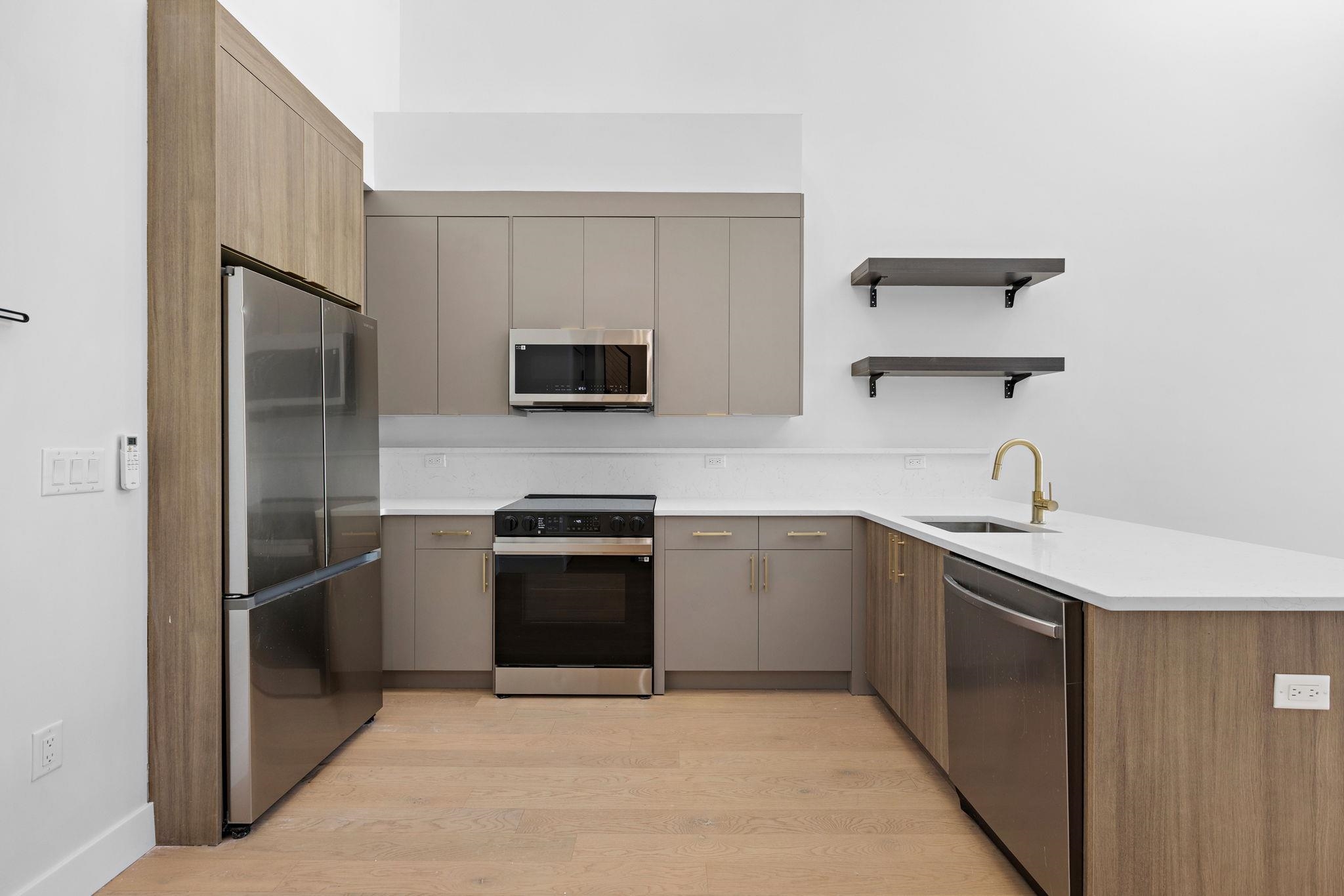 35 ORCHARD ST Unit: 802