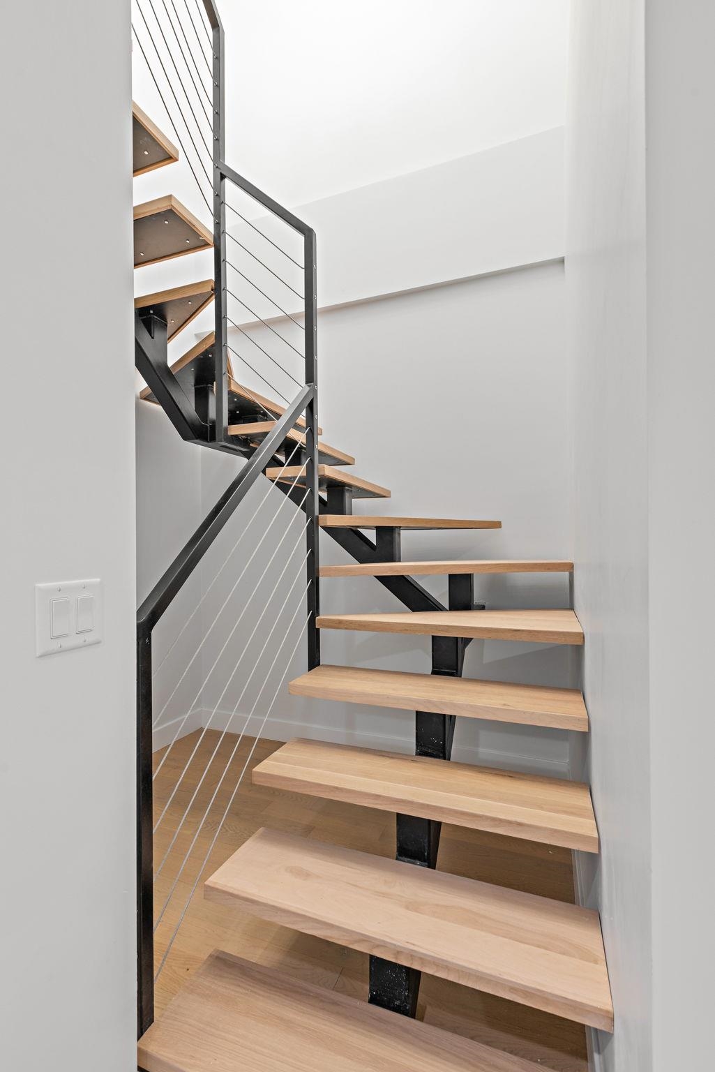 35 ORCHARD ST Unit: 803