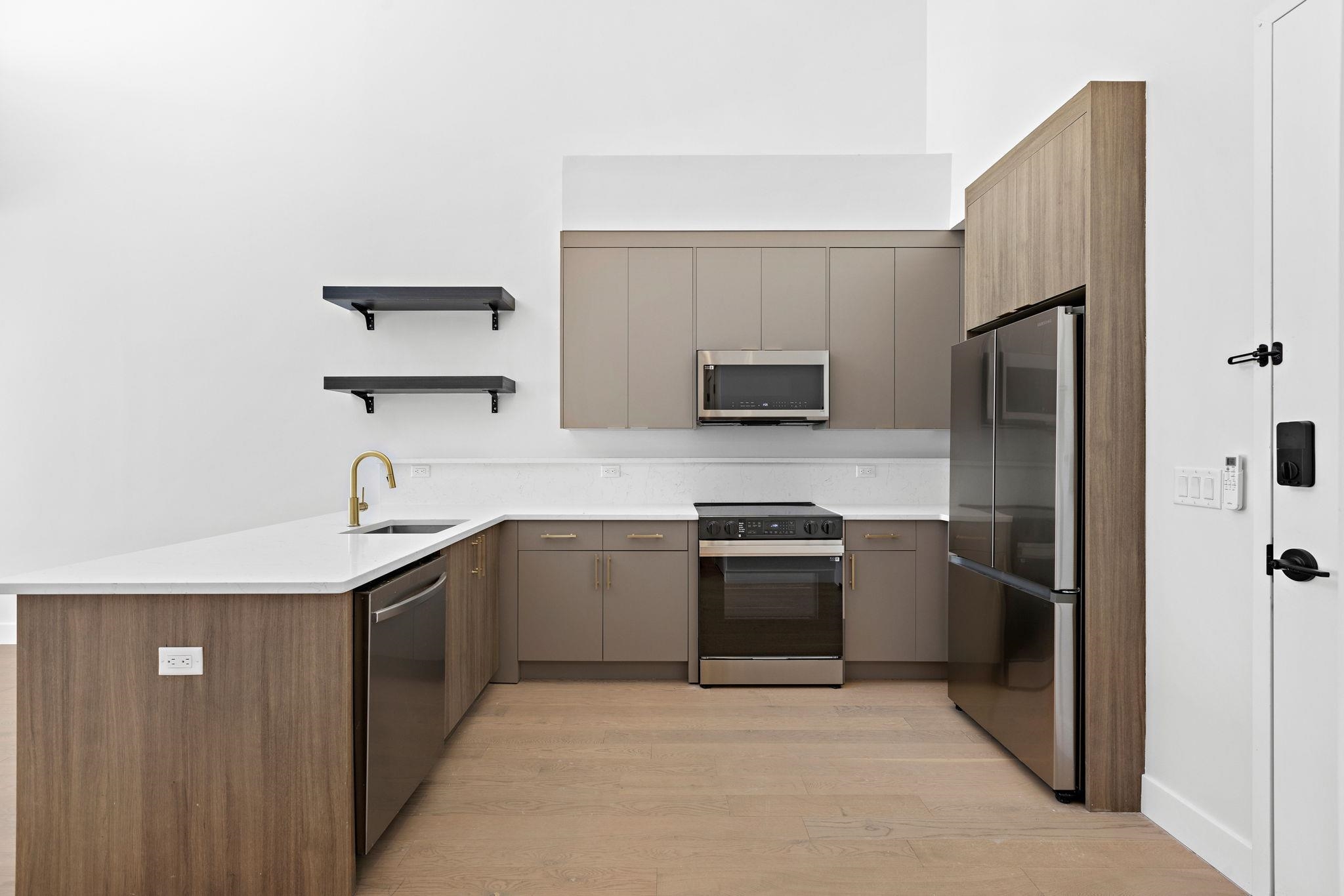 35 ORCHARD ST Unit: 803