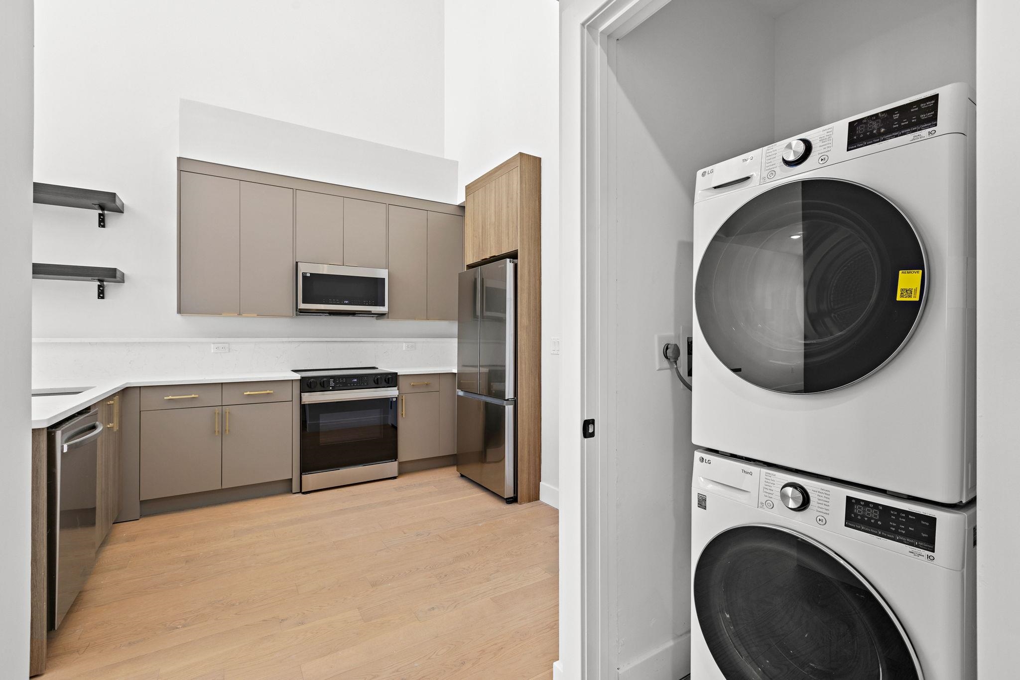 35 ORCHARD ST Unit: 803