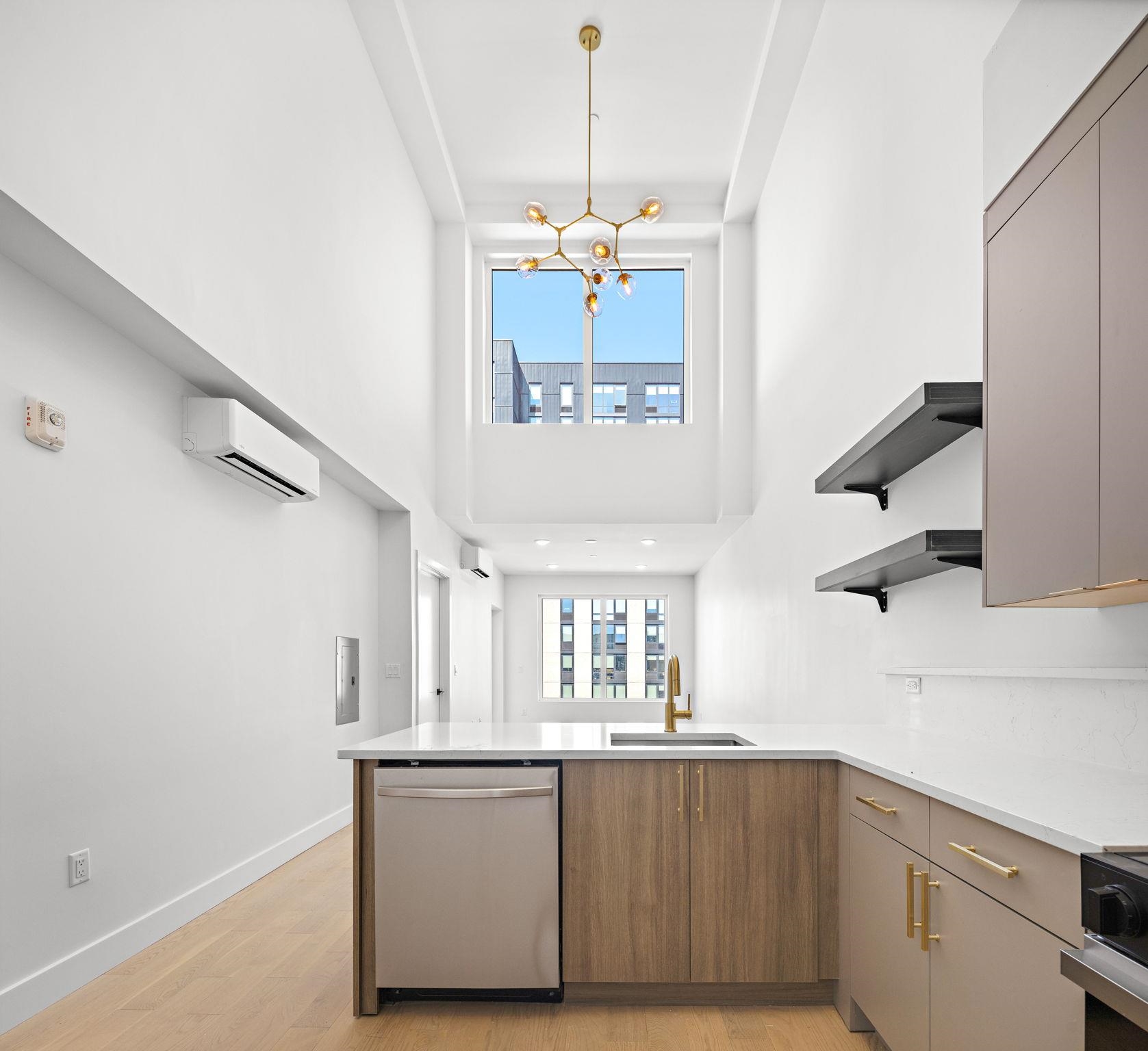 35 ORCHARD ST Unit: 803