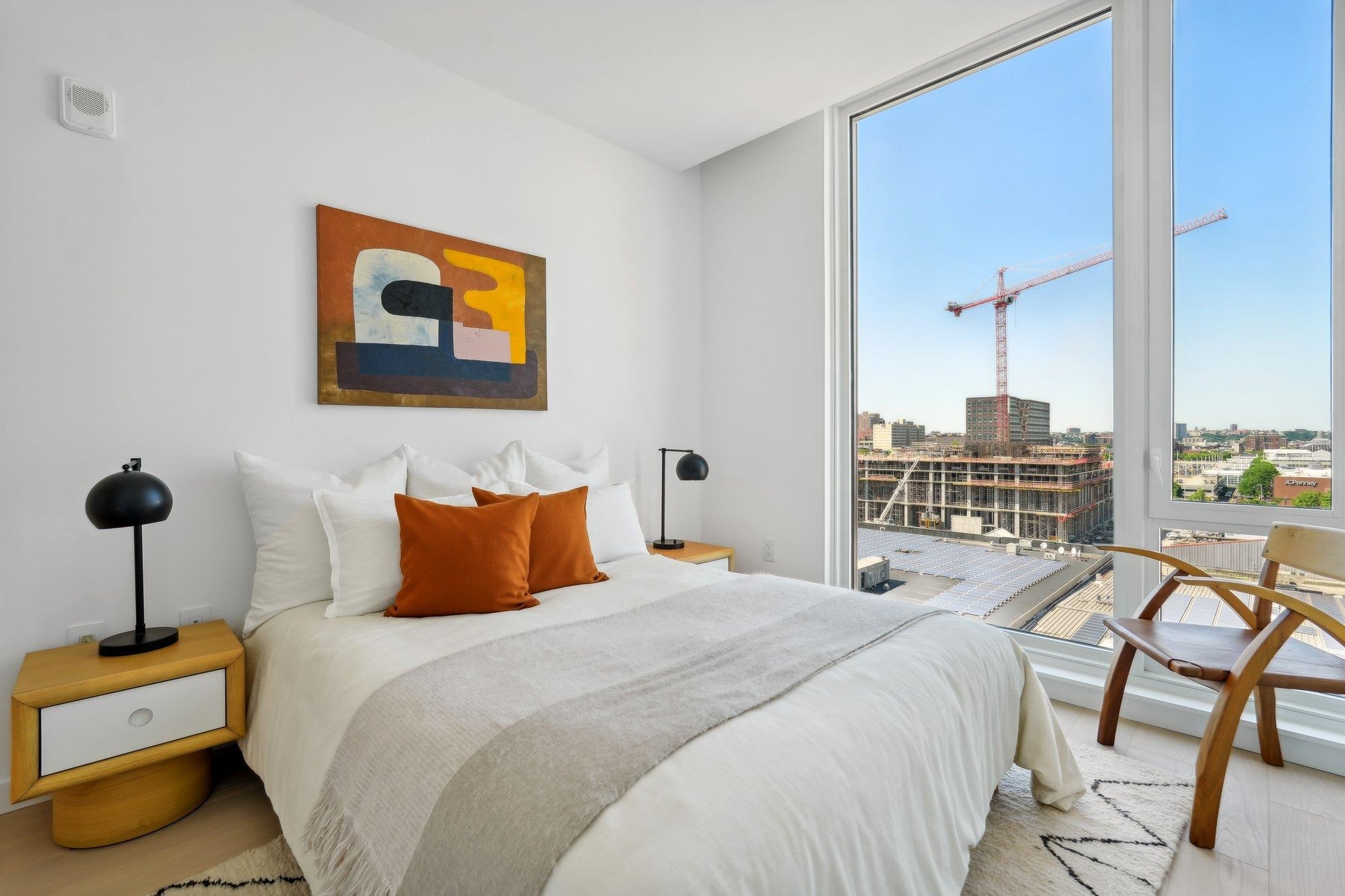 43 PROVOST ST Unit: 9N