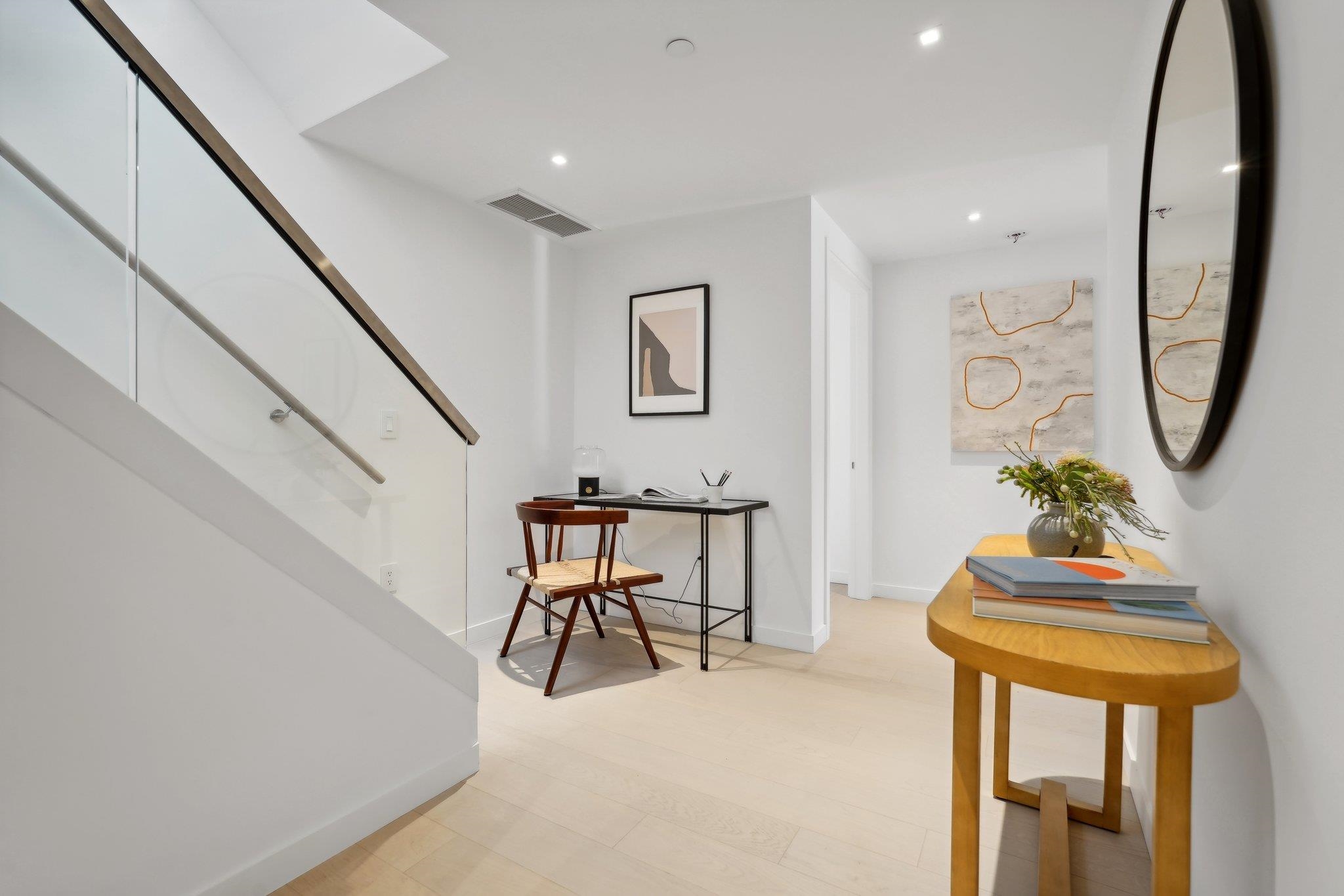 43 PROVOST ST Unit: 9N