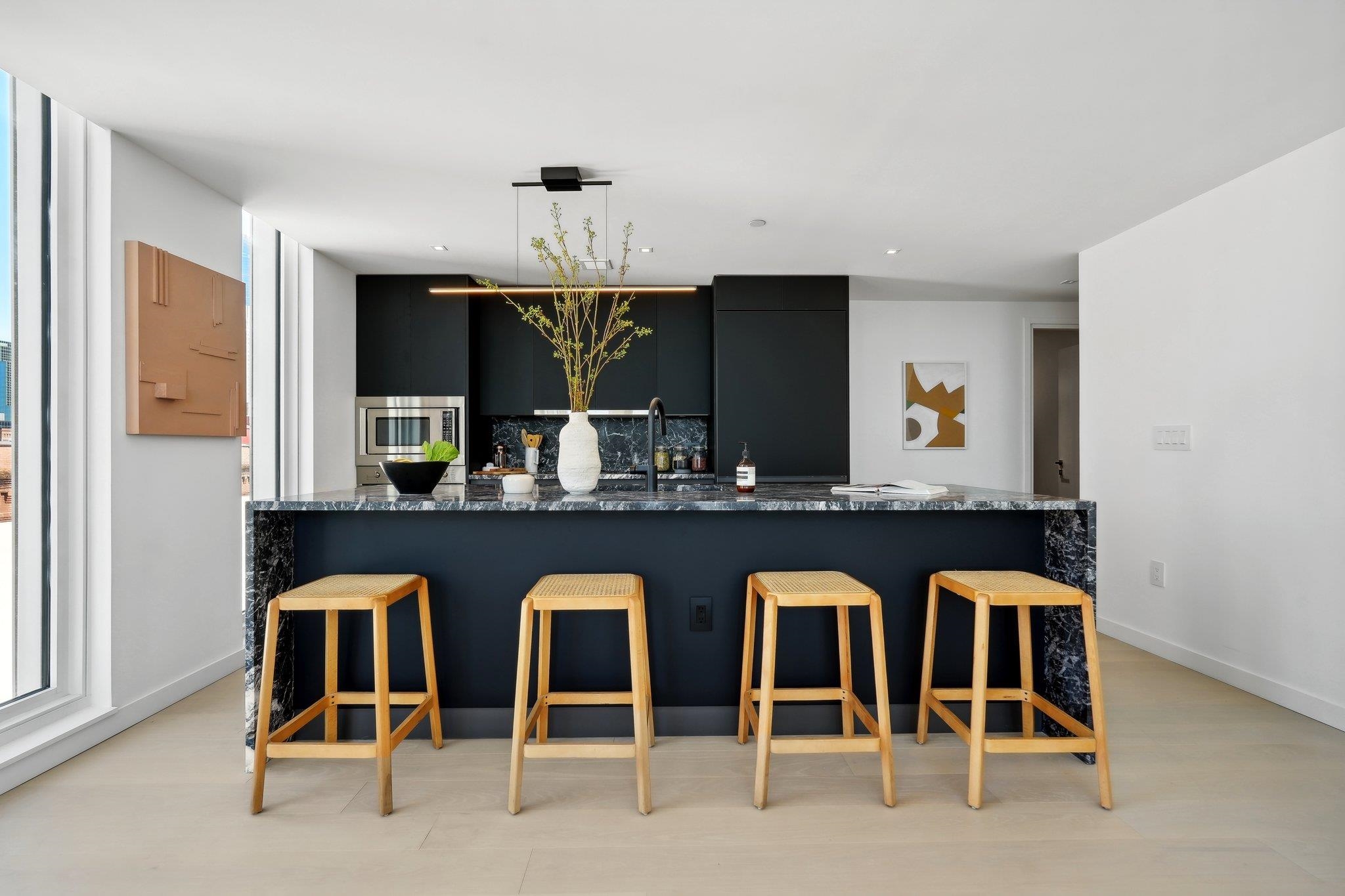 43 PROVOST ST Unit: 9N