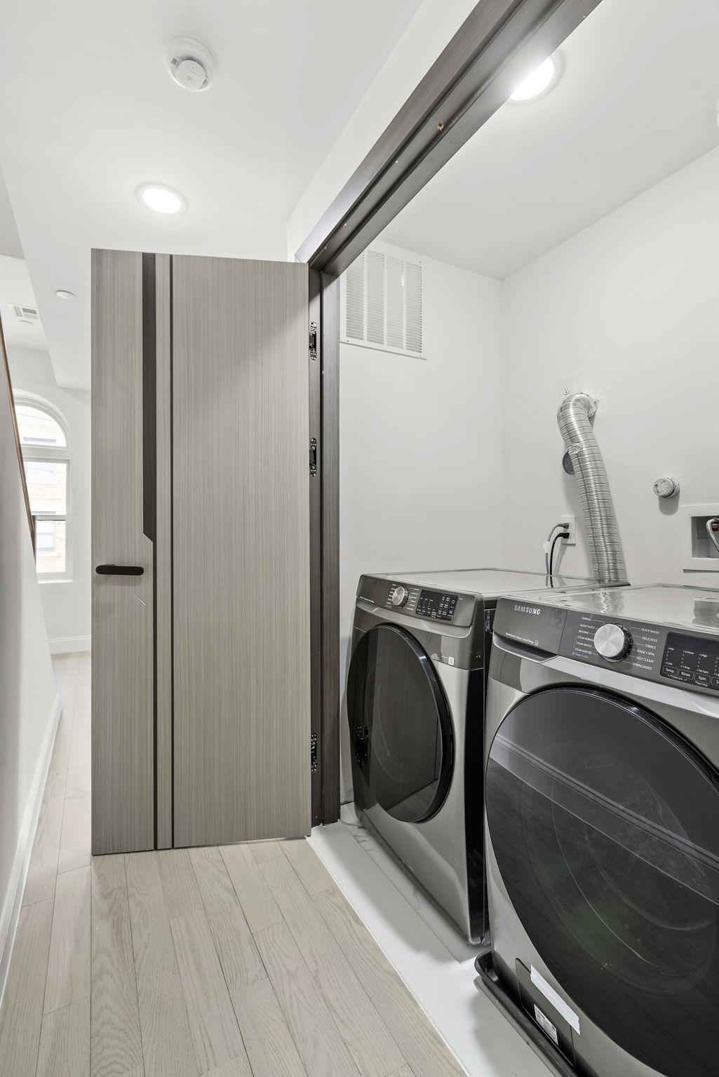 133 CLIFTON PL Unit: TH2