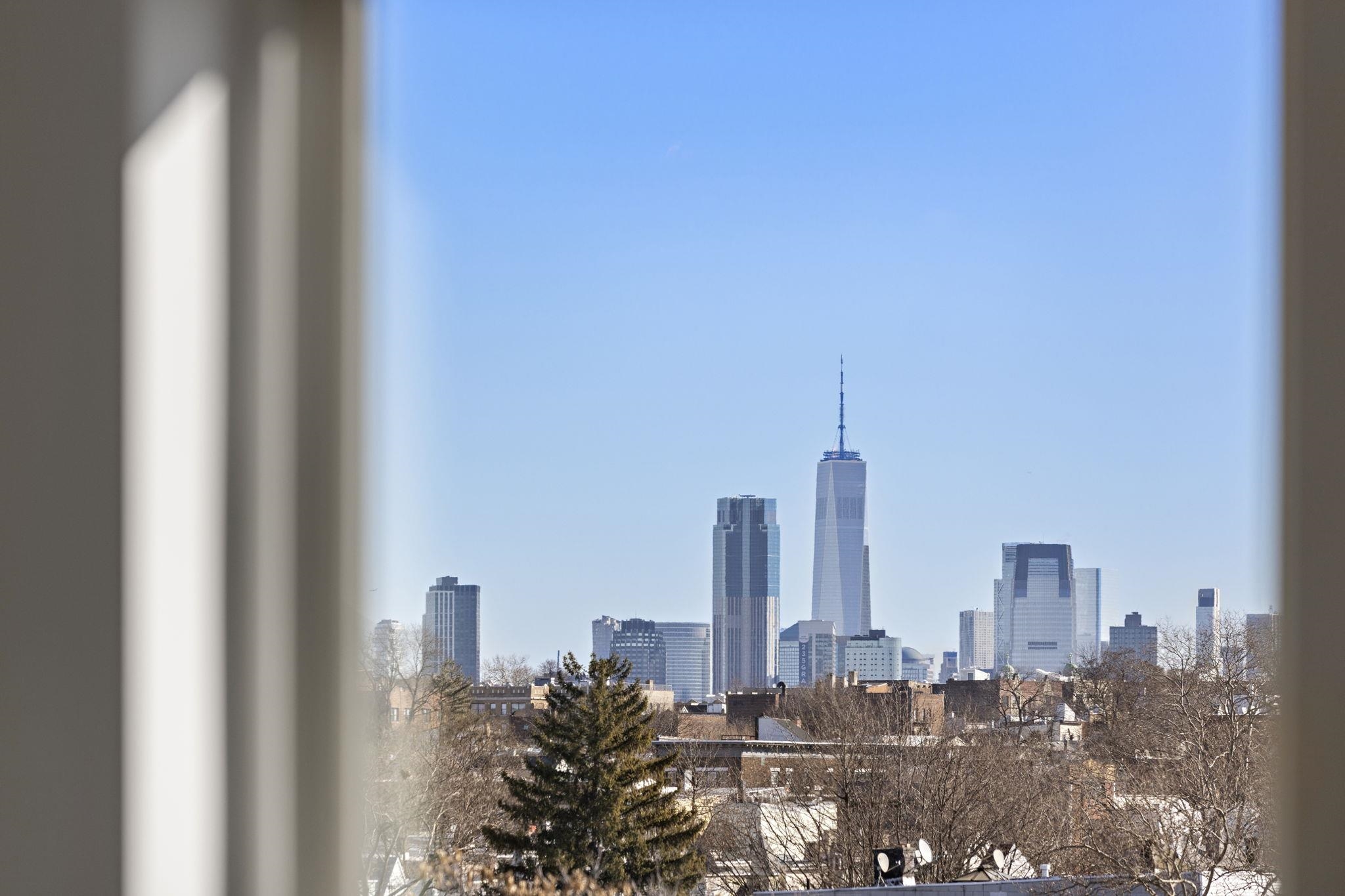 132 MALLORY AVE Unit: 405