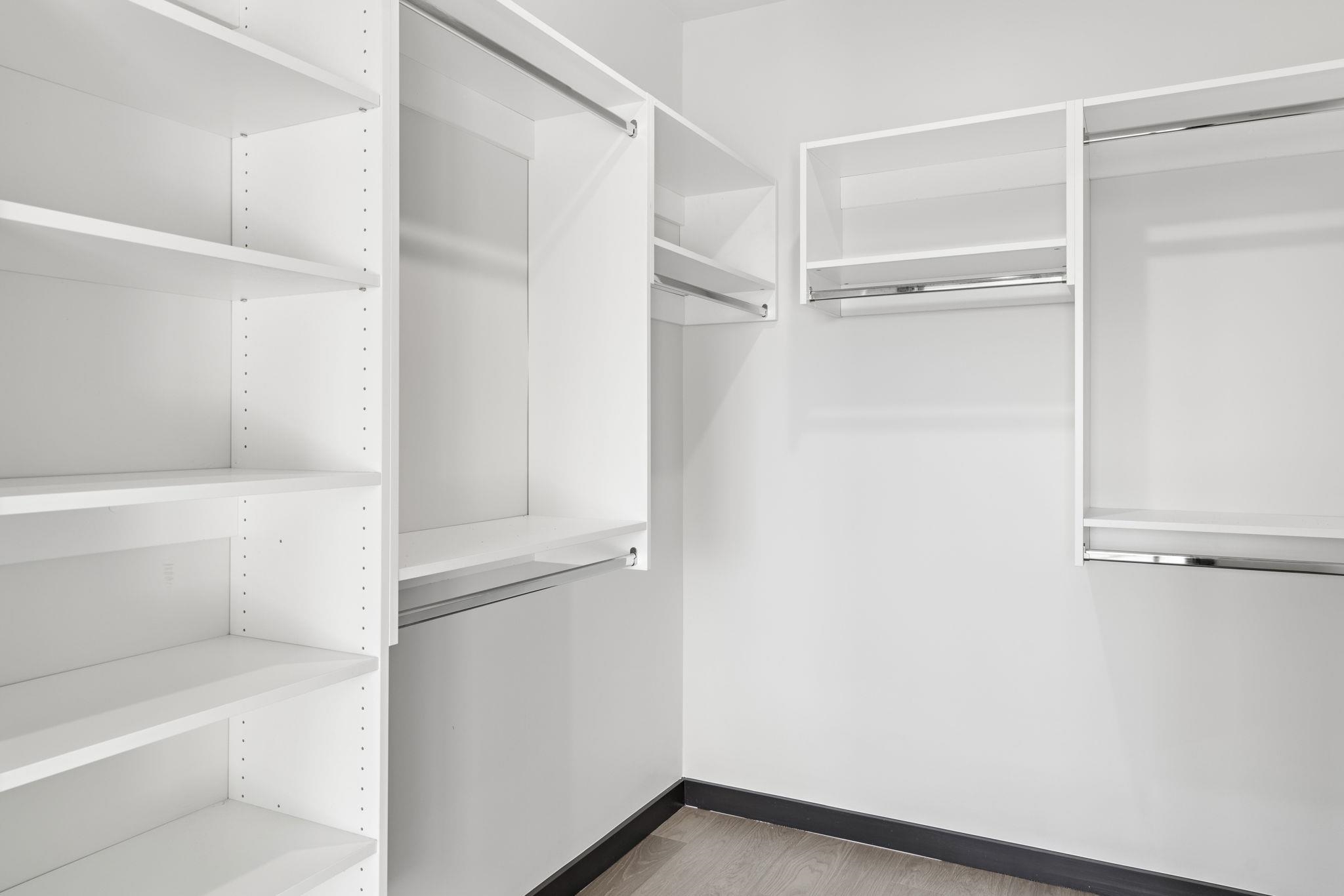 132 MALLORY AVE Unit: 505