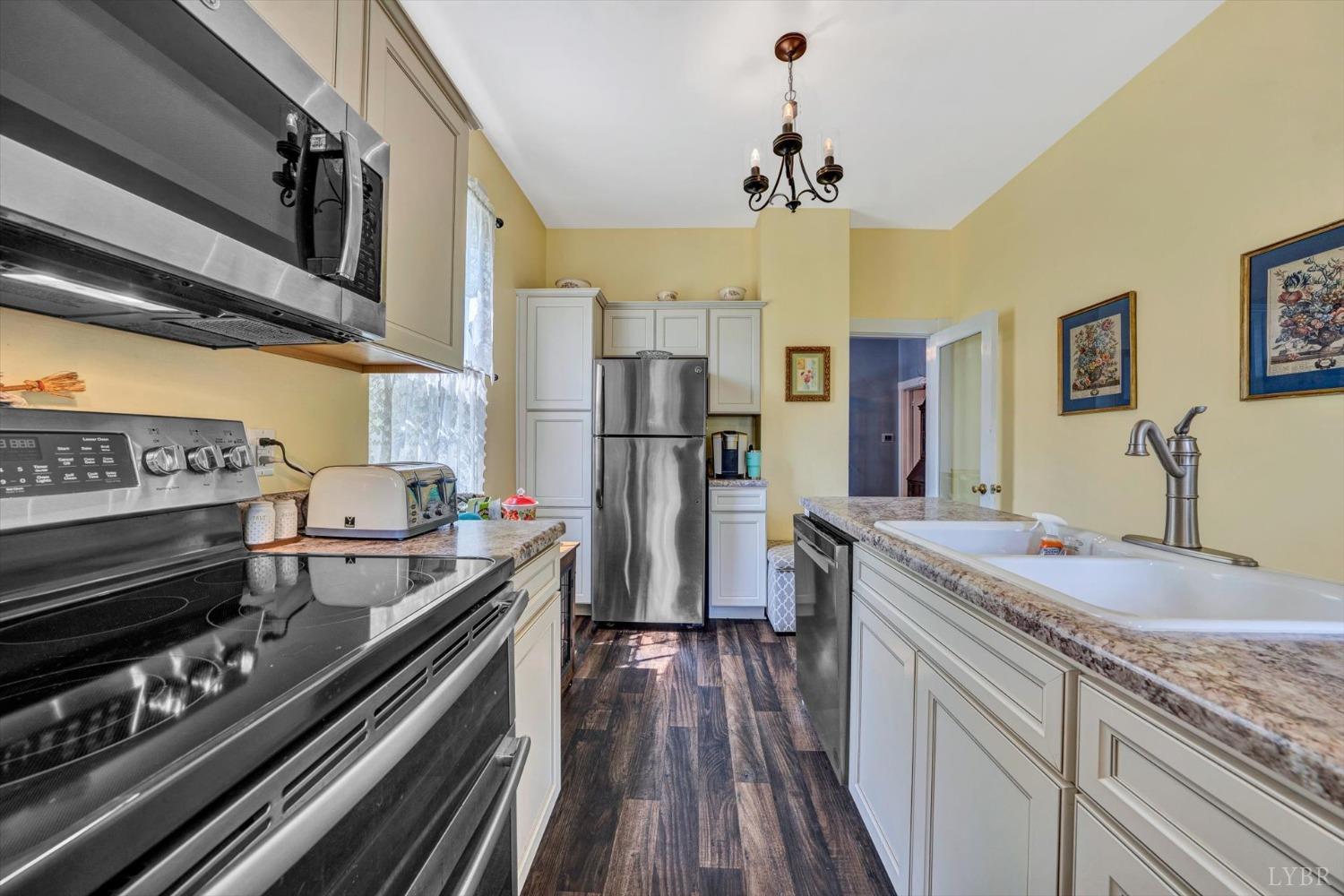 537 Blue Ridge