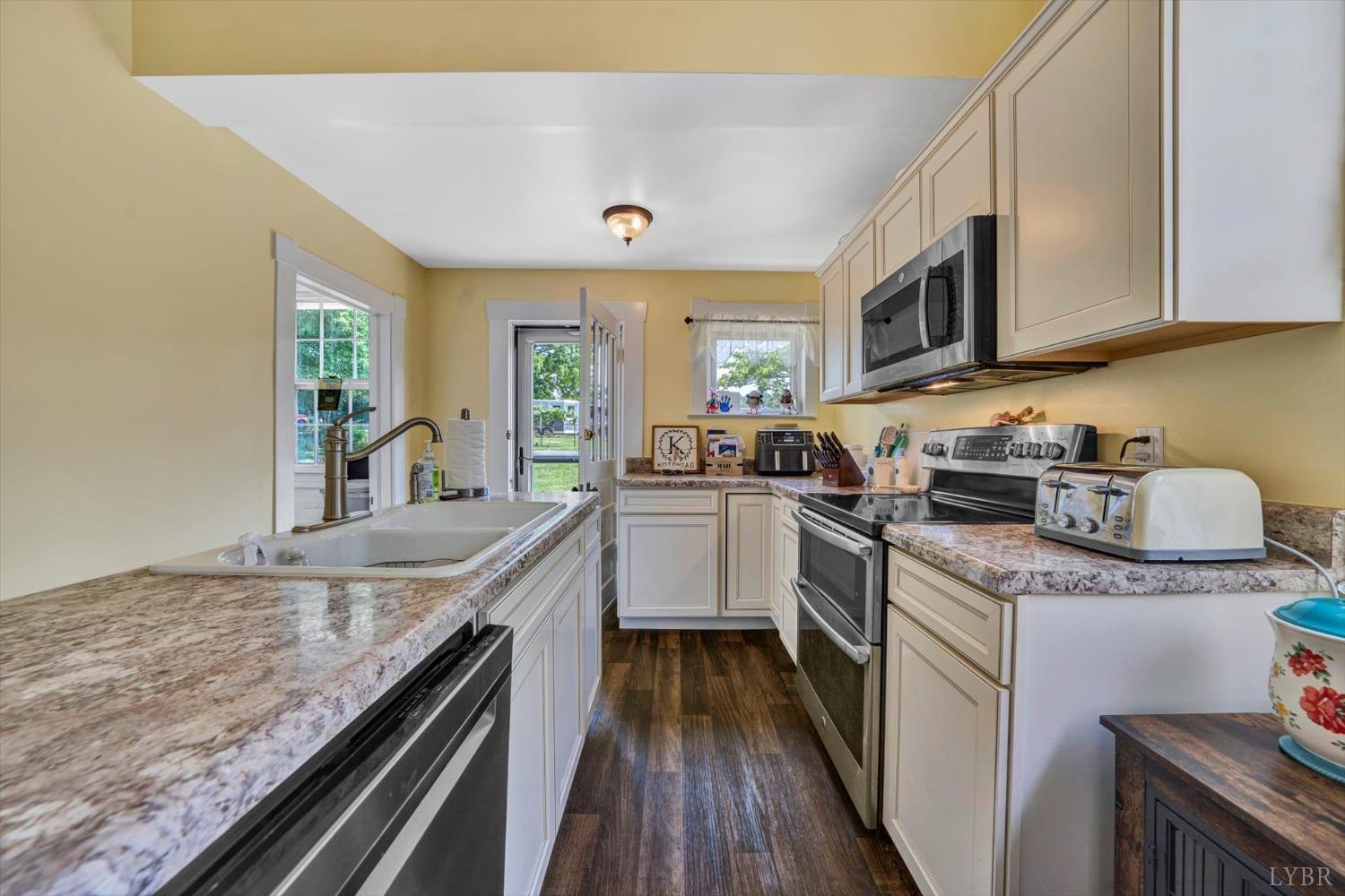 537 Blue Ridge