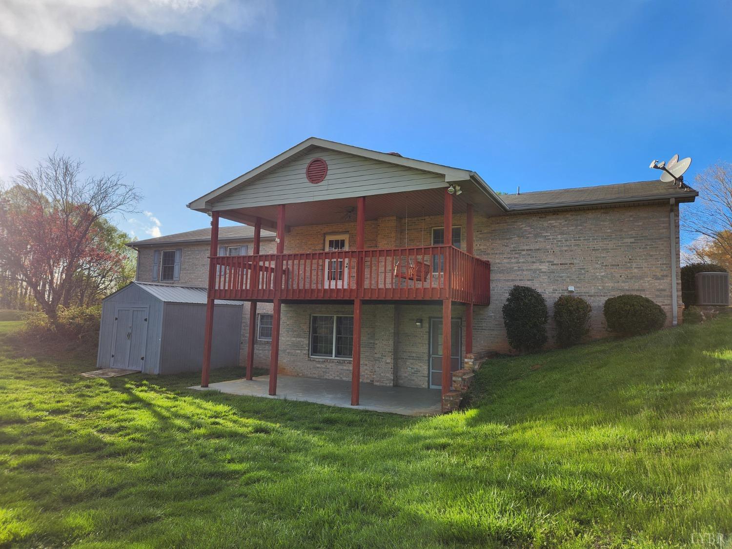 1700 Kingston Circle