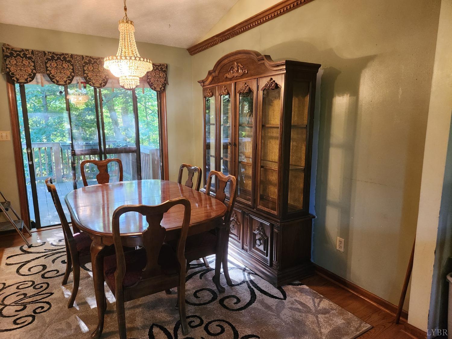 1109 Fairview Drive