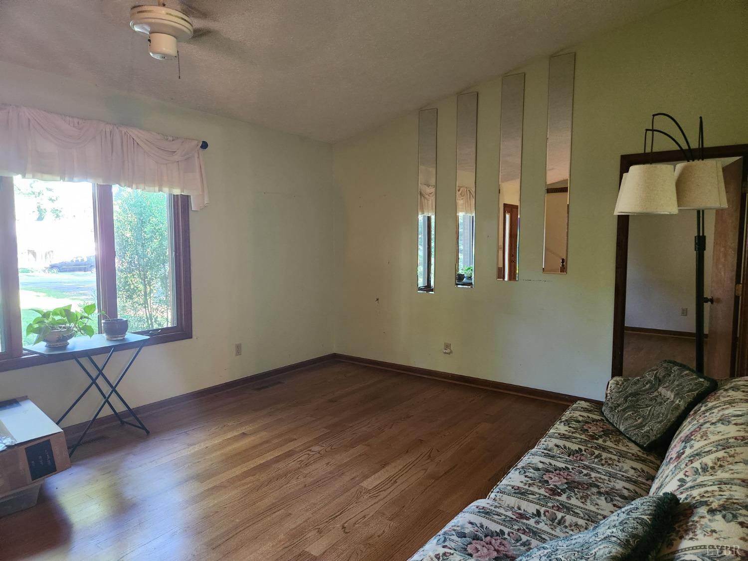 1109 Fairview Drive