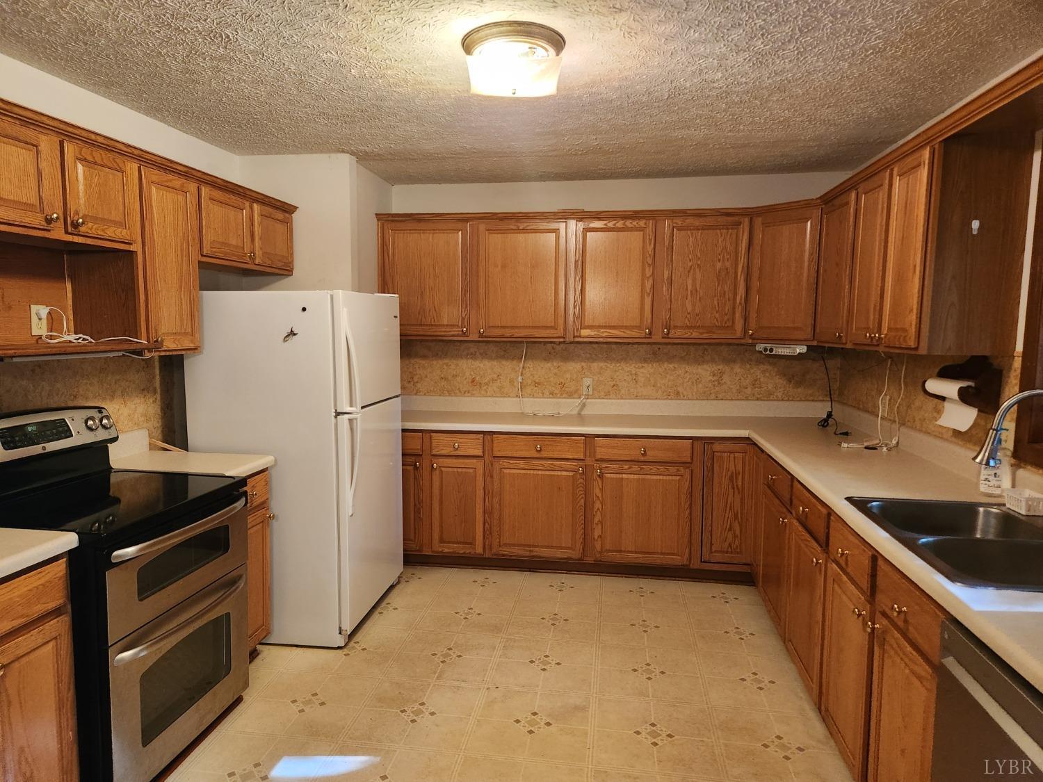 1109 Fairview Drive