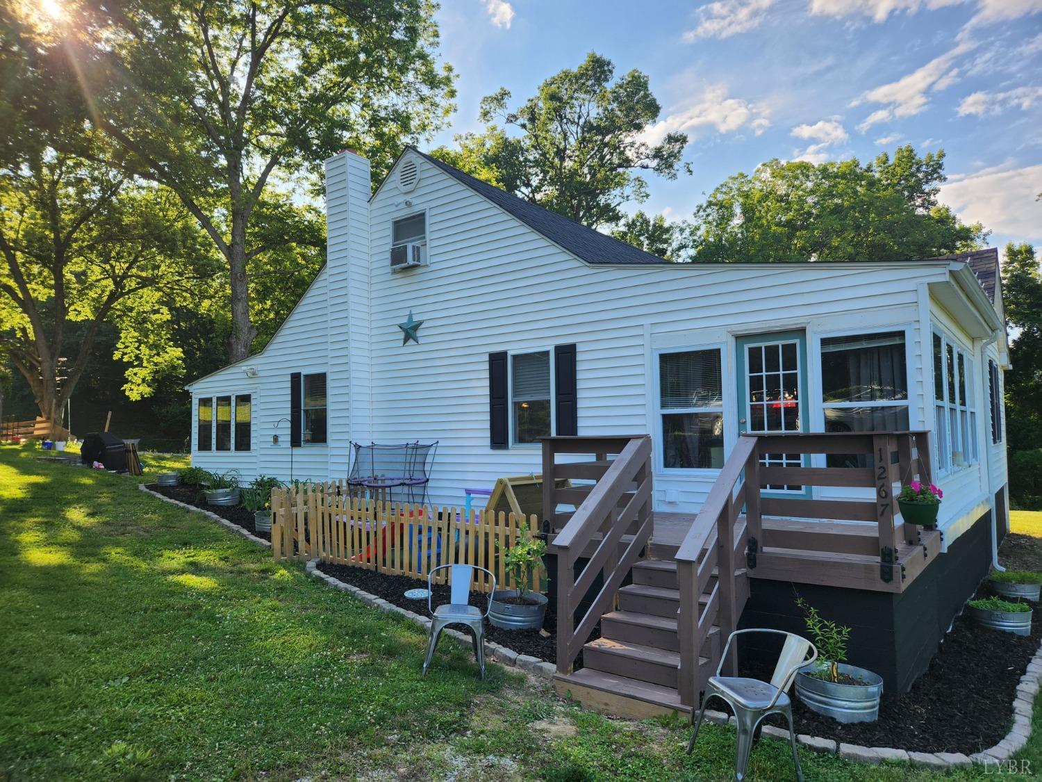 1267 Nannie Lane