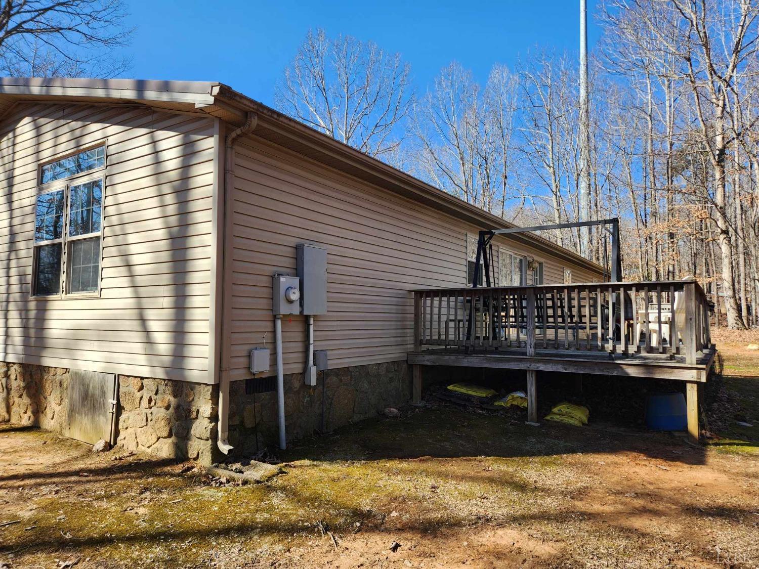 1185 Farrington Lane