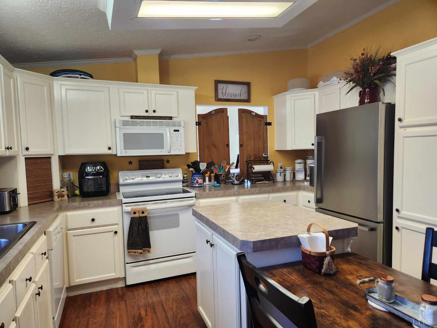 1185 Farrington Lane