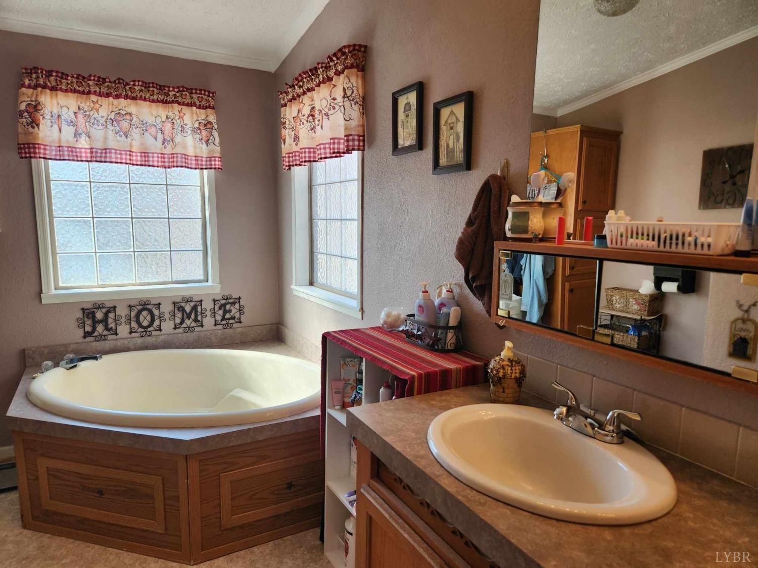 1185 Farrington Lane