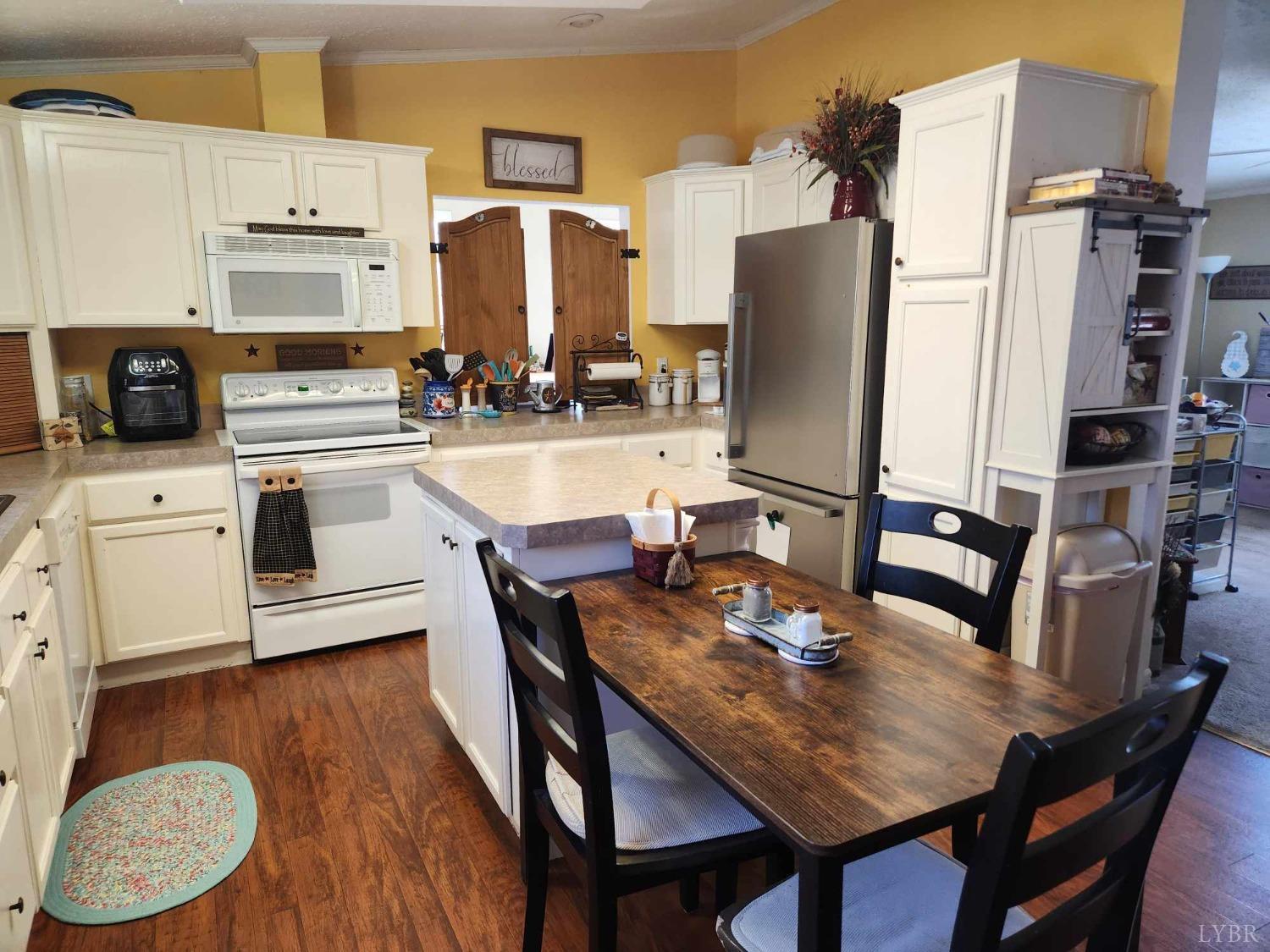 1185 Farrington Lane