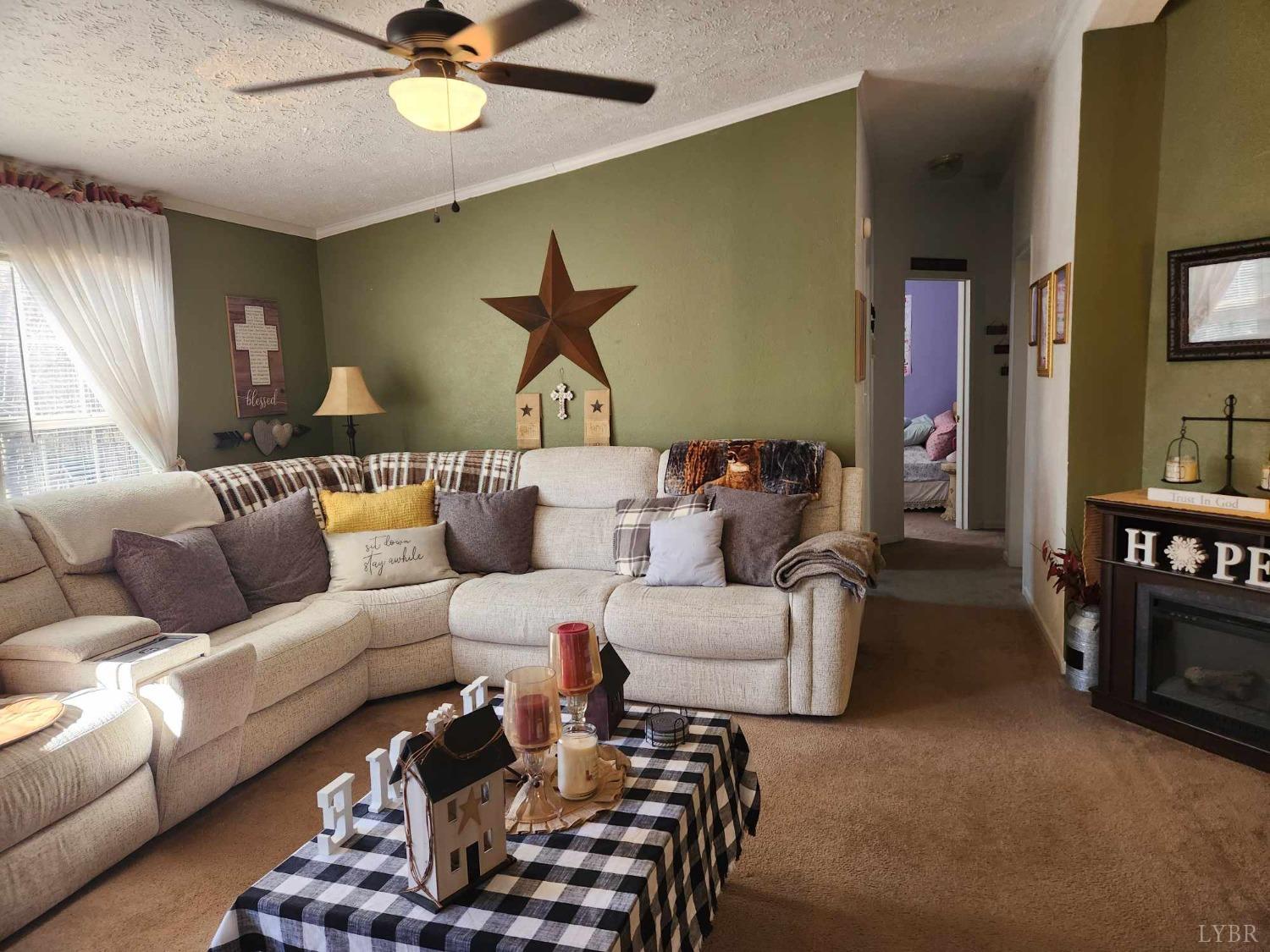 1185 Farrington Lane