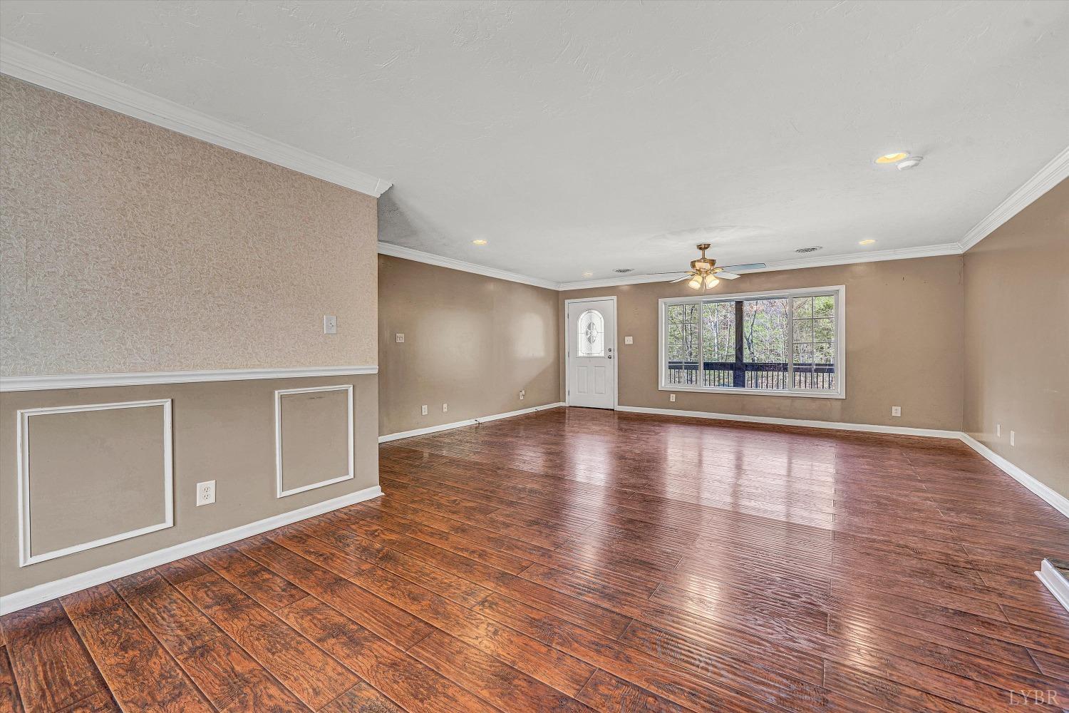 3136 Whitehouse Road