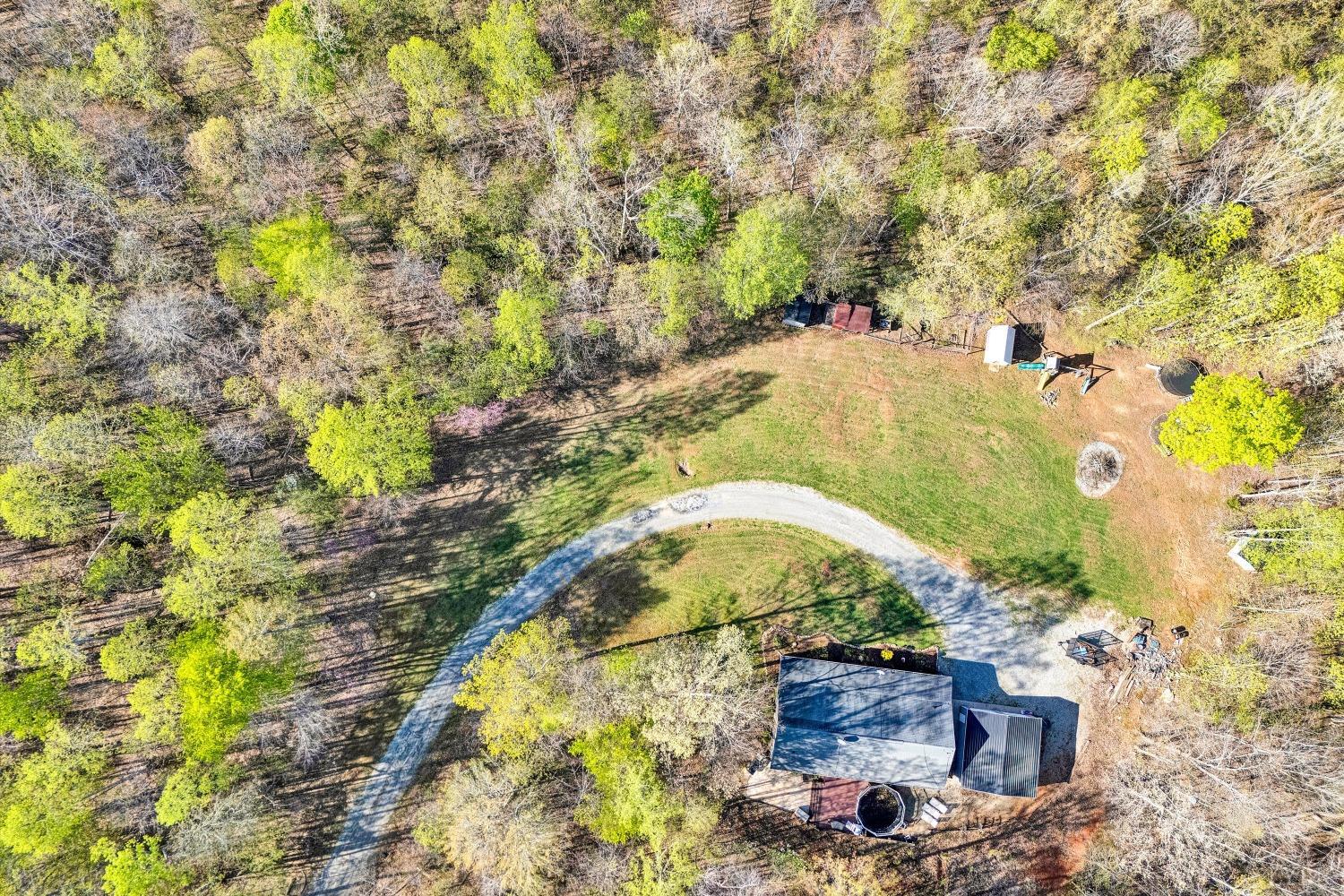 3136 Whitehouse Road