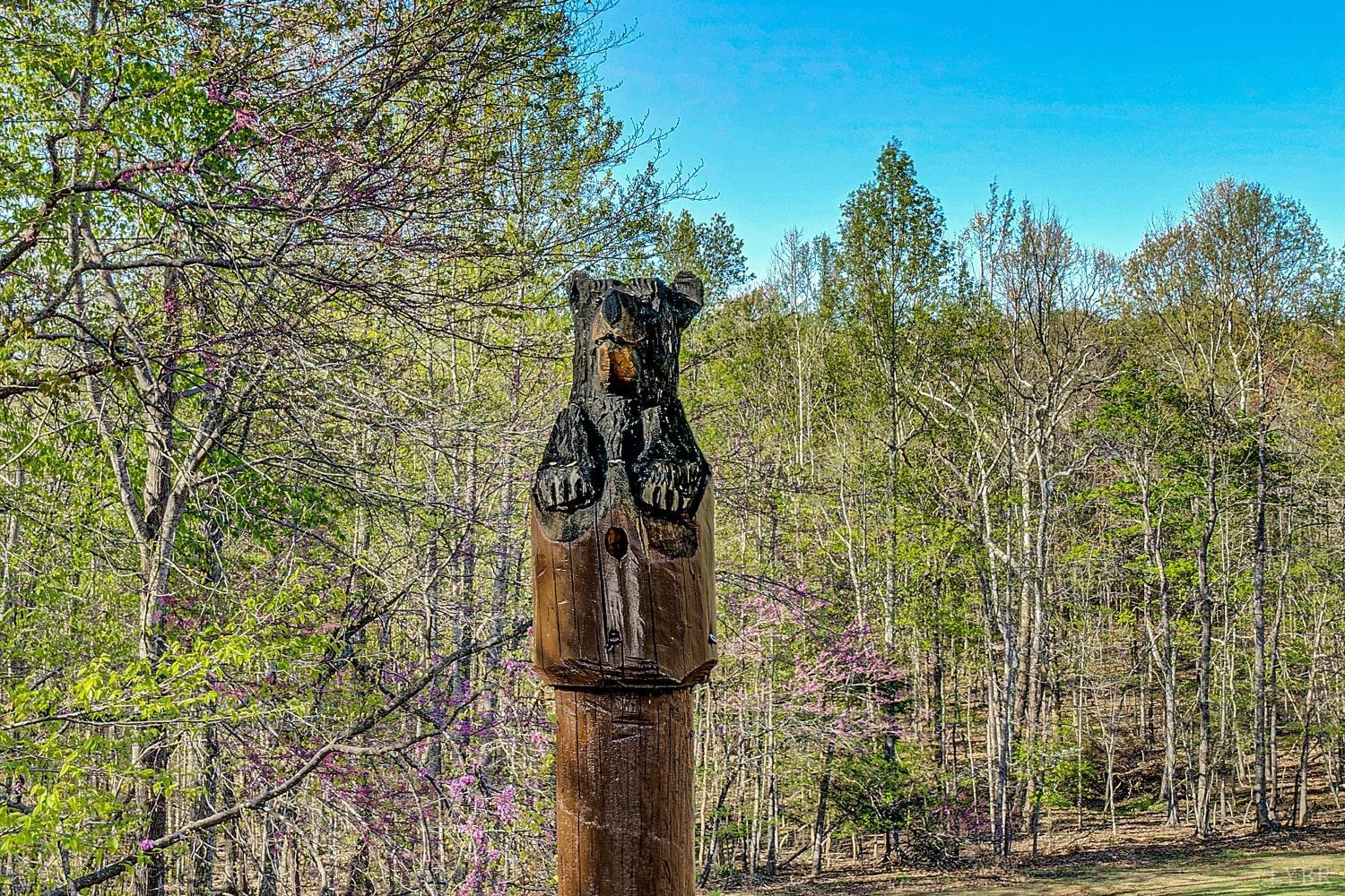 3136 Whitehouse Road