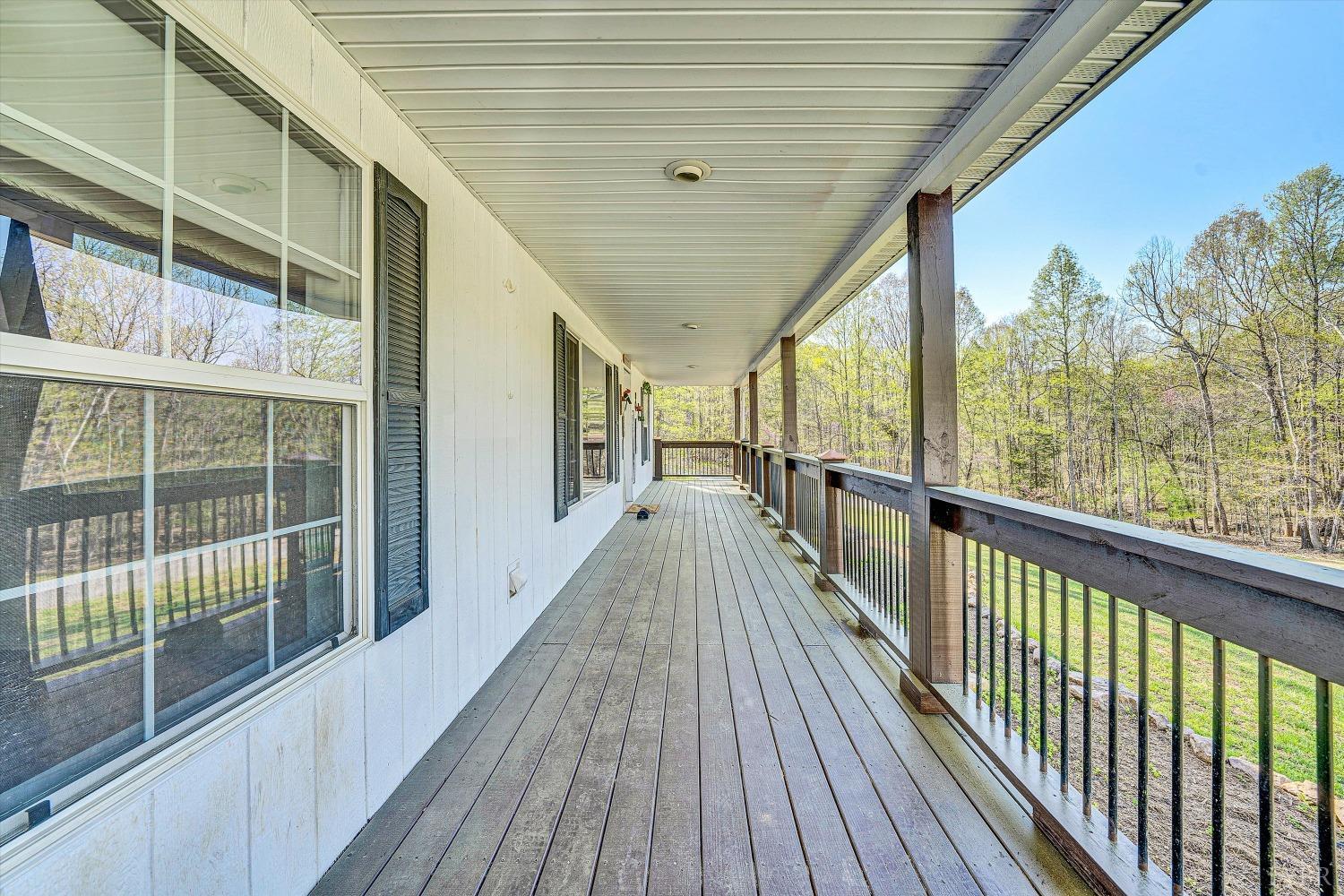 3136 Whitehouse Road