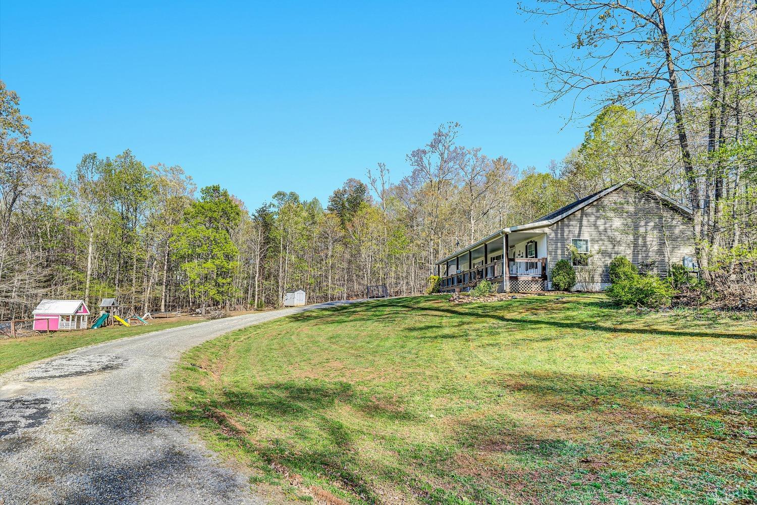 3136 Whitehouse Road