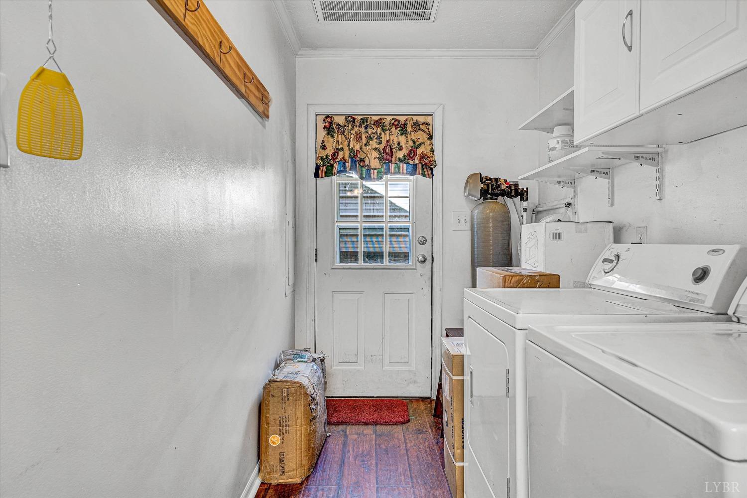 3136 Whitehouse Road