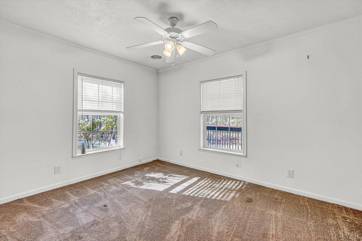 3136 Whitehouse Road