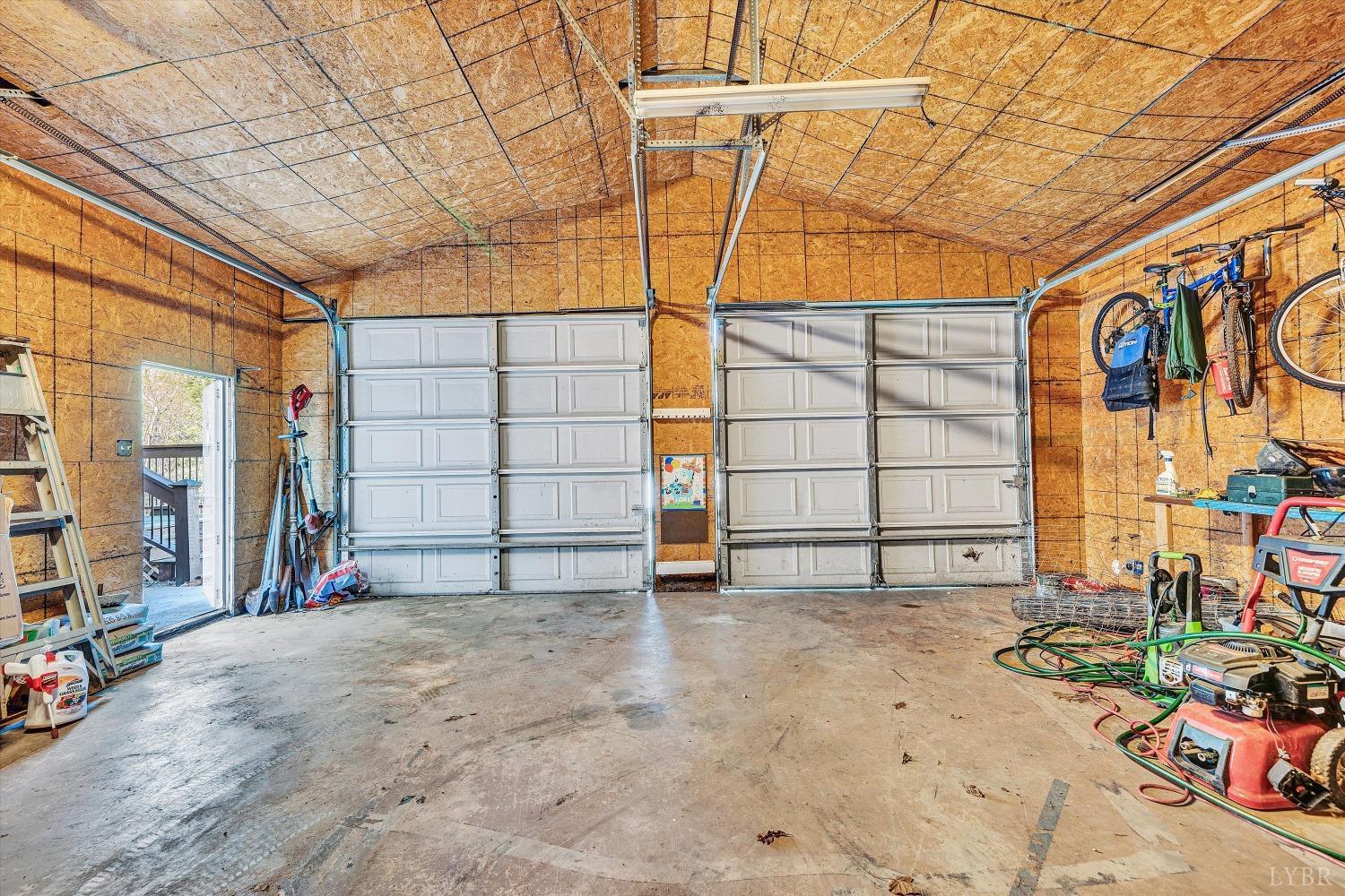 3136 Whitehouse Road