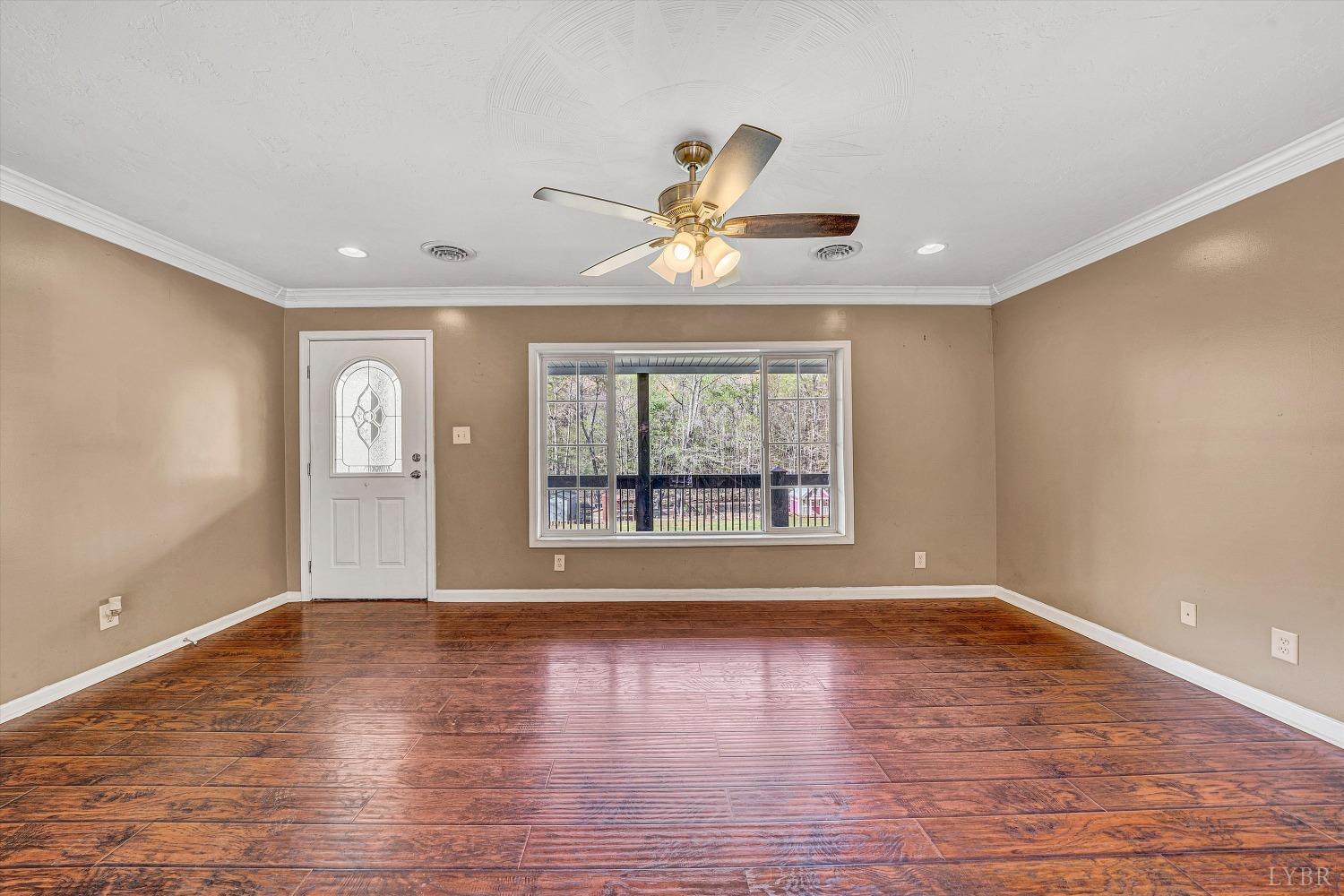 3136 Whitehouse Road