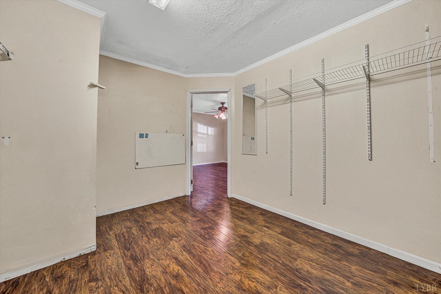 3136 Whitehouse Road