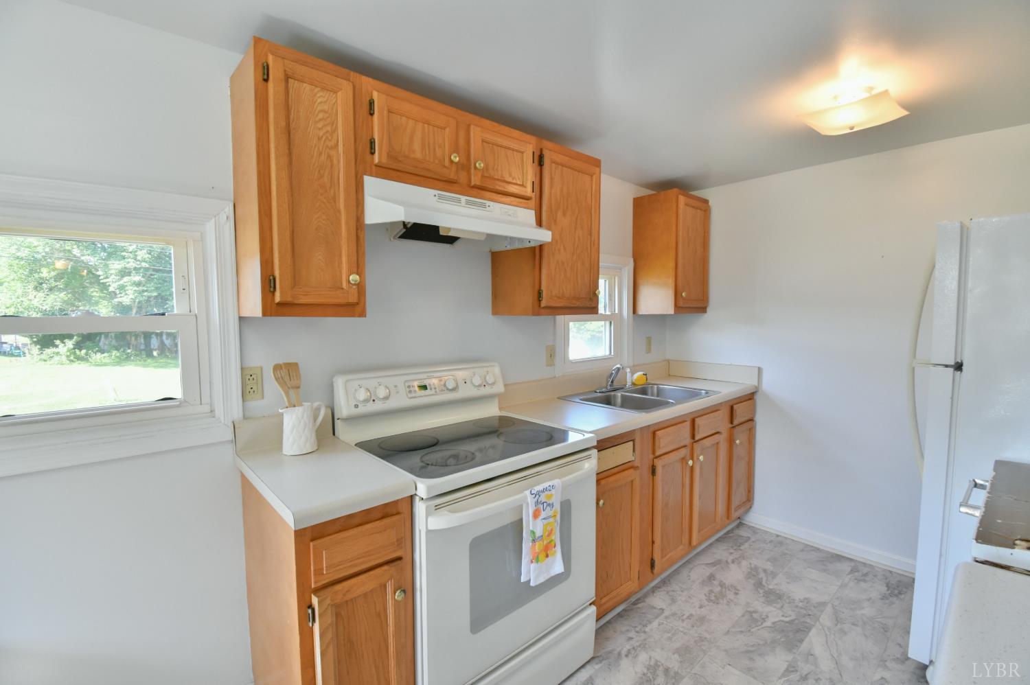 403 W King