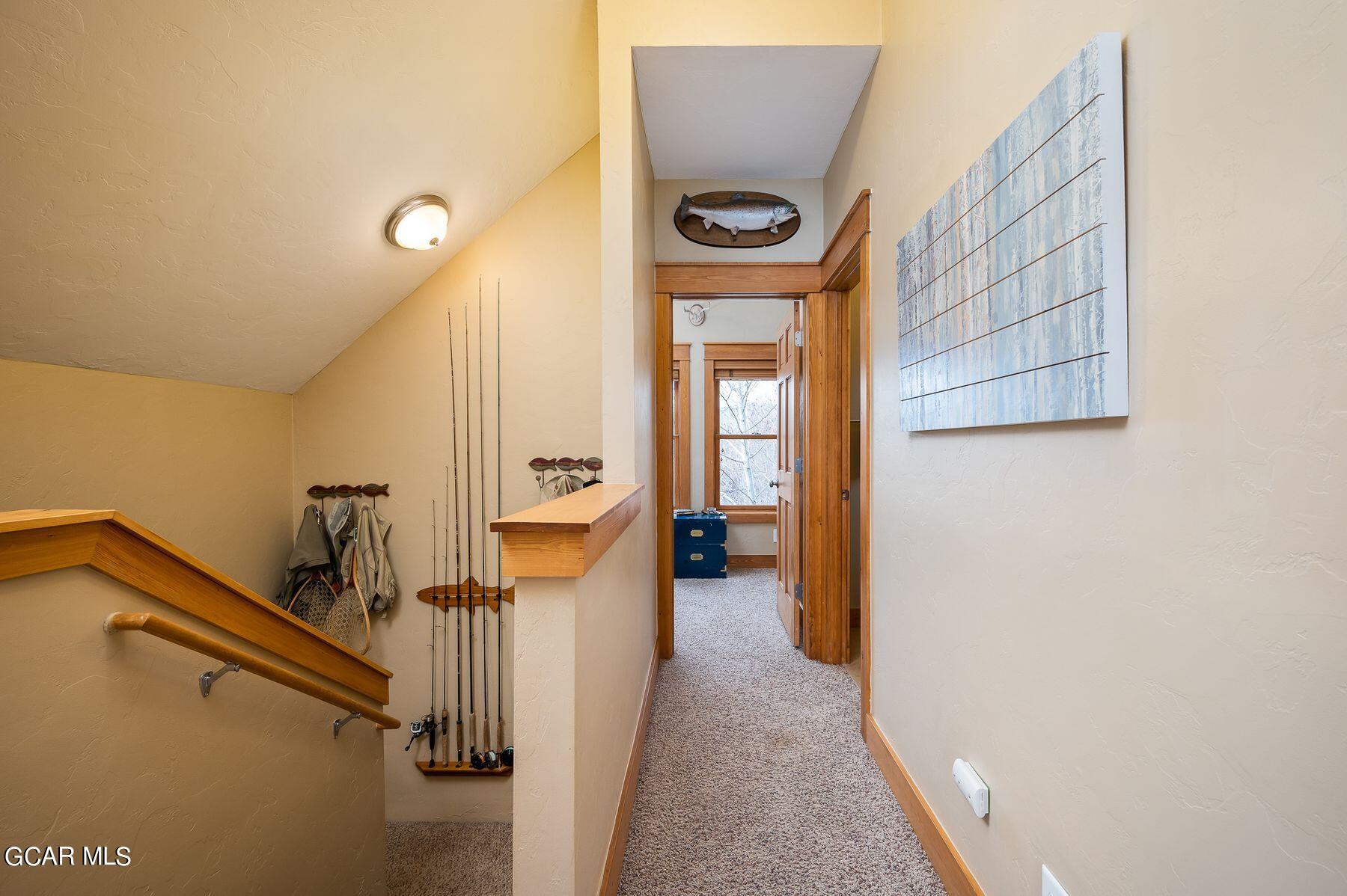 105 EDGEWATER Circle